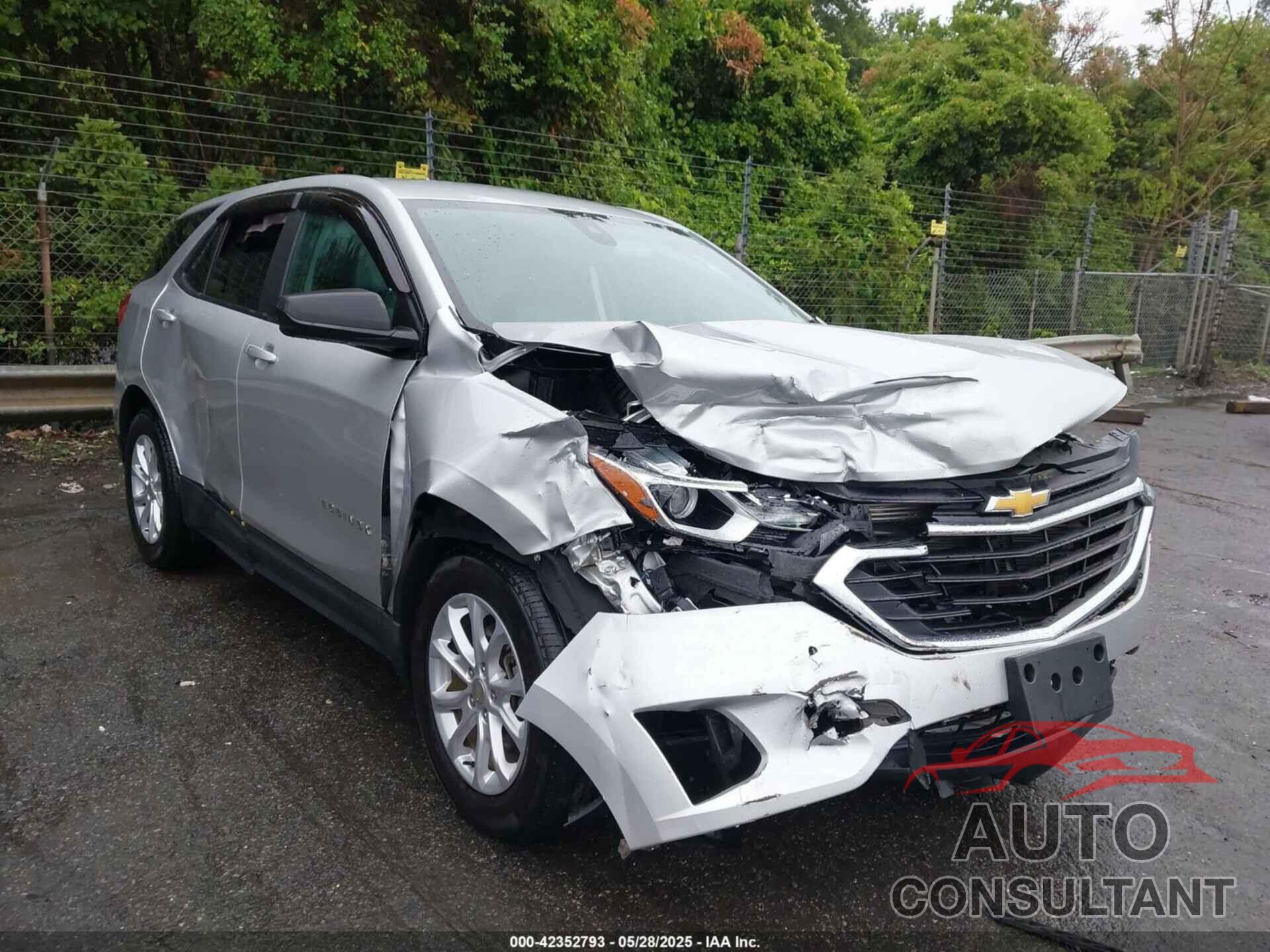 CHEVROLET EQUINOX 2020 - 3GNAXHEV8LS703353