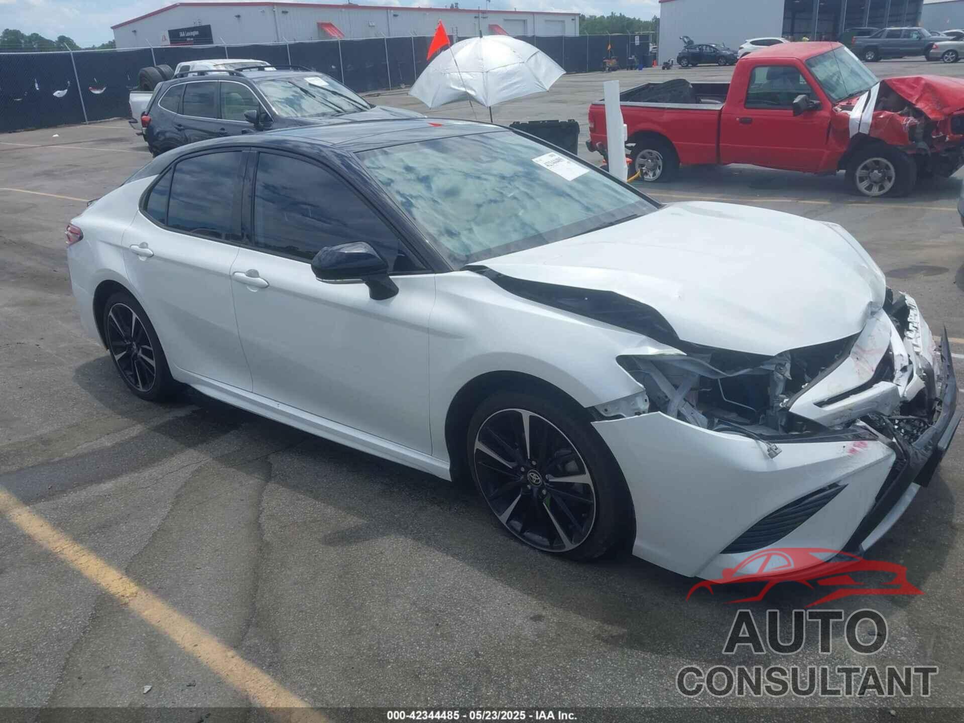 TOYOTA CAMRY 2020 - 4T1KZ1AK4LU045195