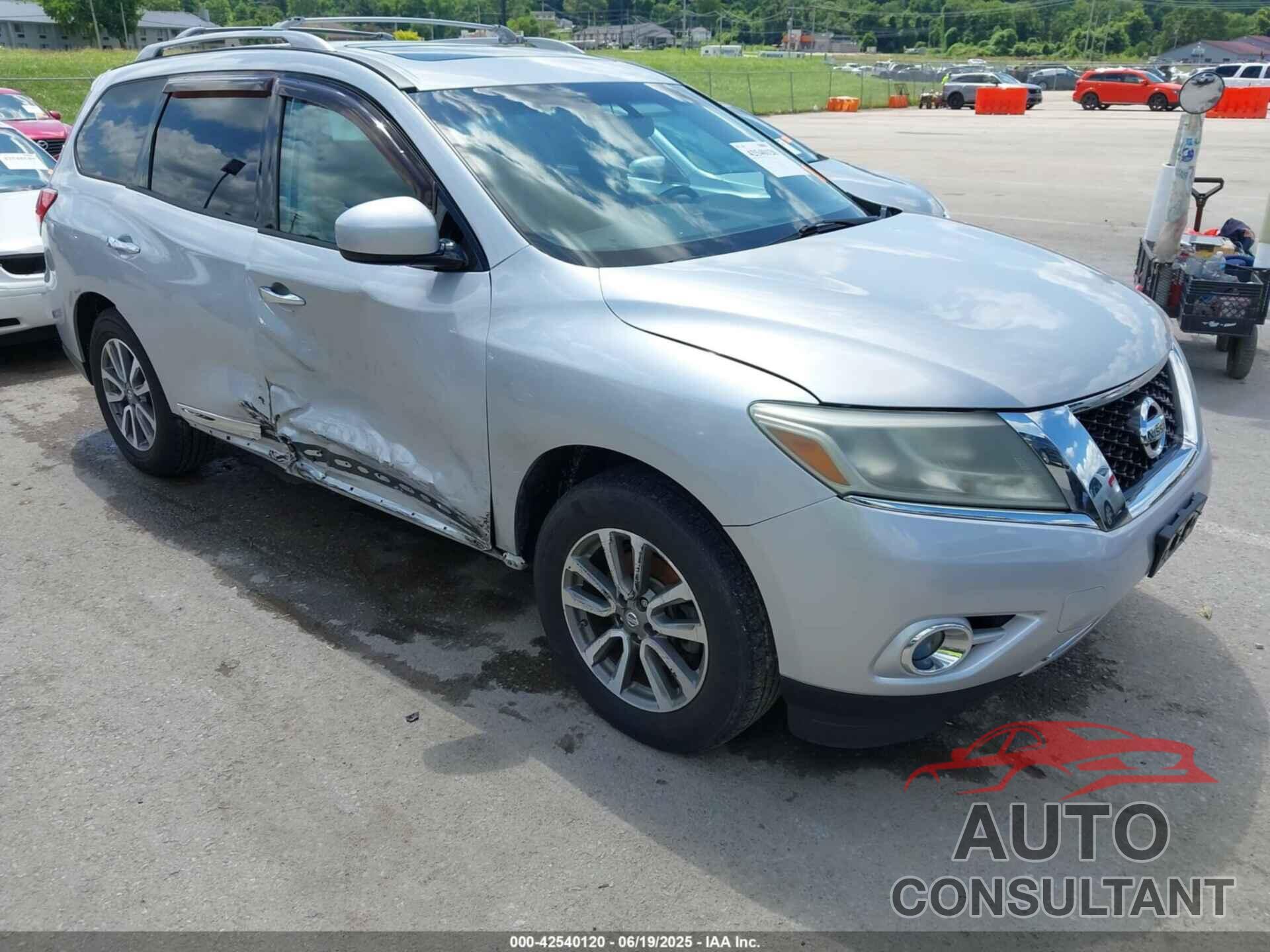 NISSAN PATHFINDER 2013 - 5N1AR2MM4DC633541