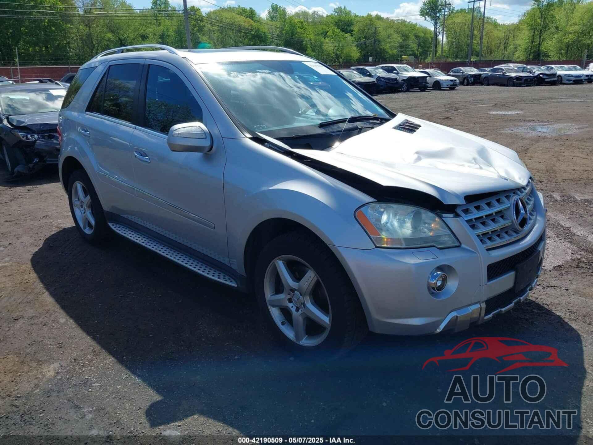 MERCEDES-BENZ ML 550 2010 - 4JGBB7CB7AA560324