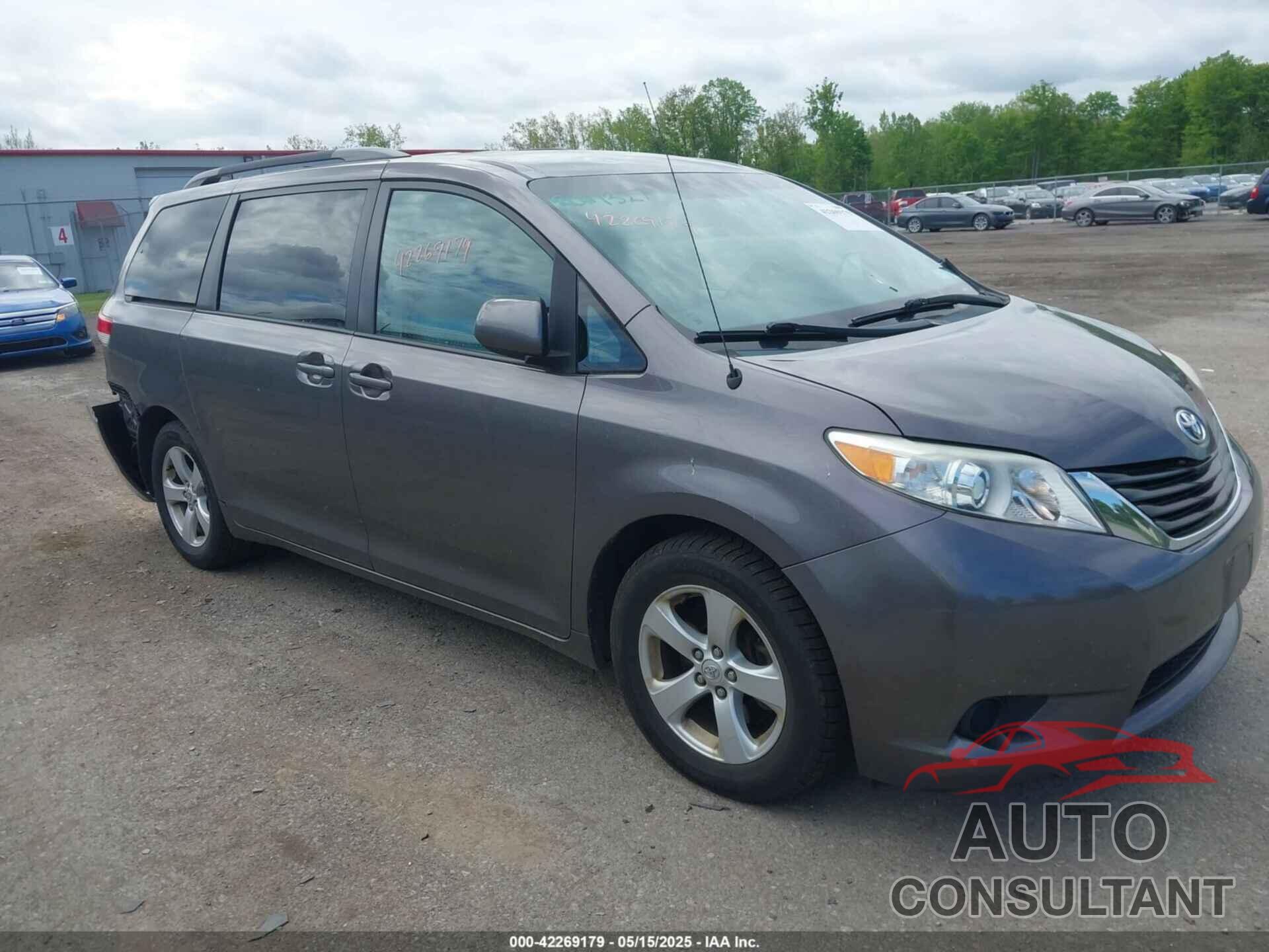 TOYOTA SIENNA 2012 - 5TDKK3DC7CS262169