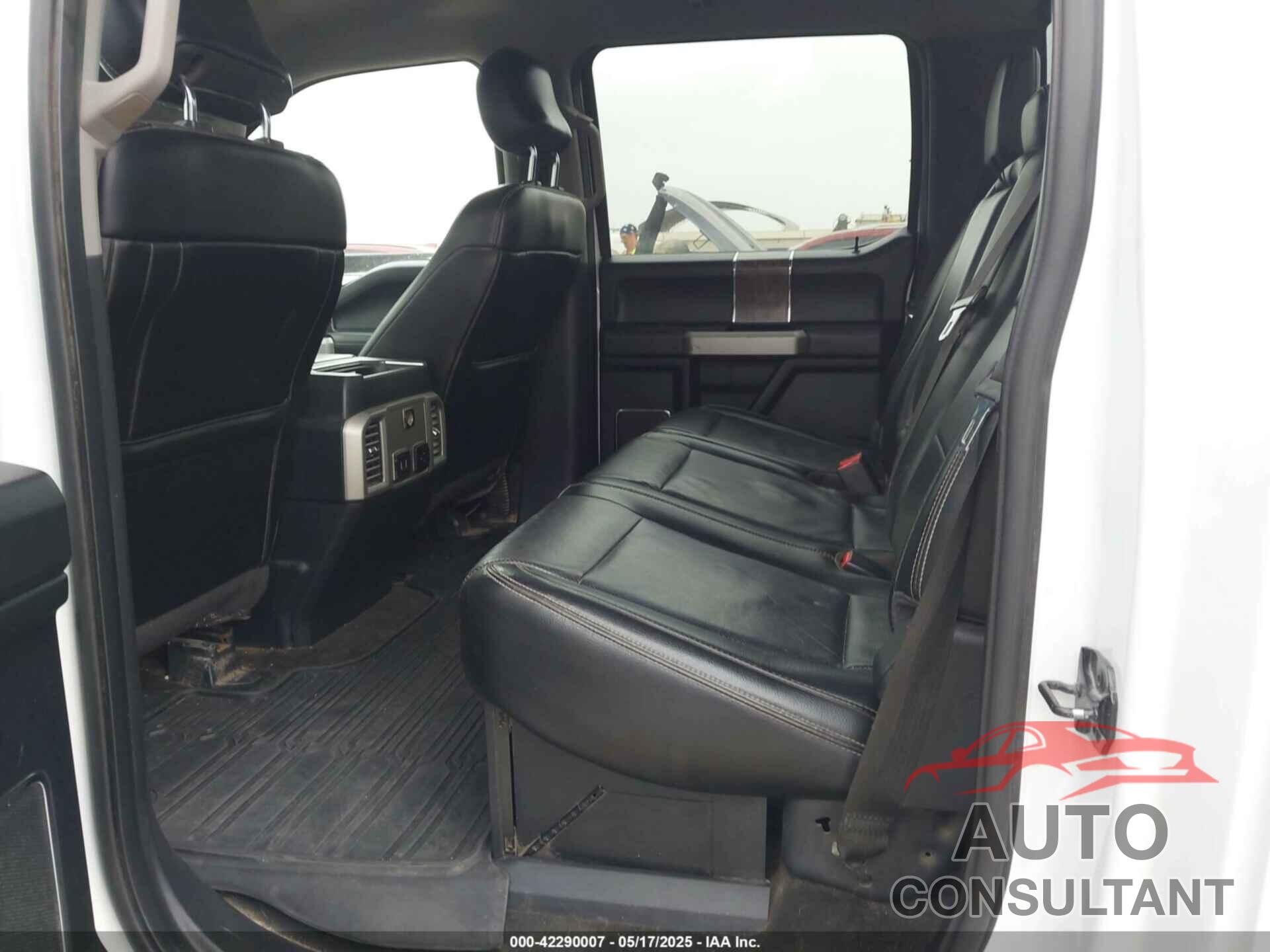 FORD F-350 2017 - 1FT8W3BT6HED07097