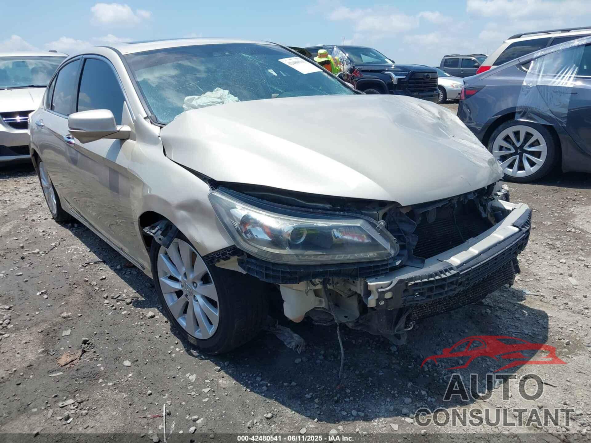 HONDA ACCORD 2015 - 1HGCR2F84FA182270