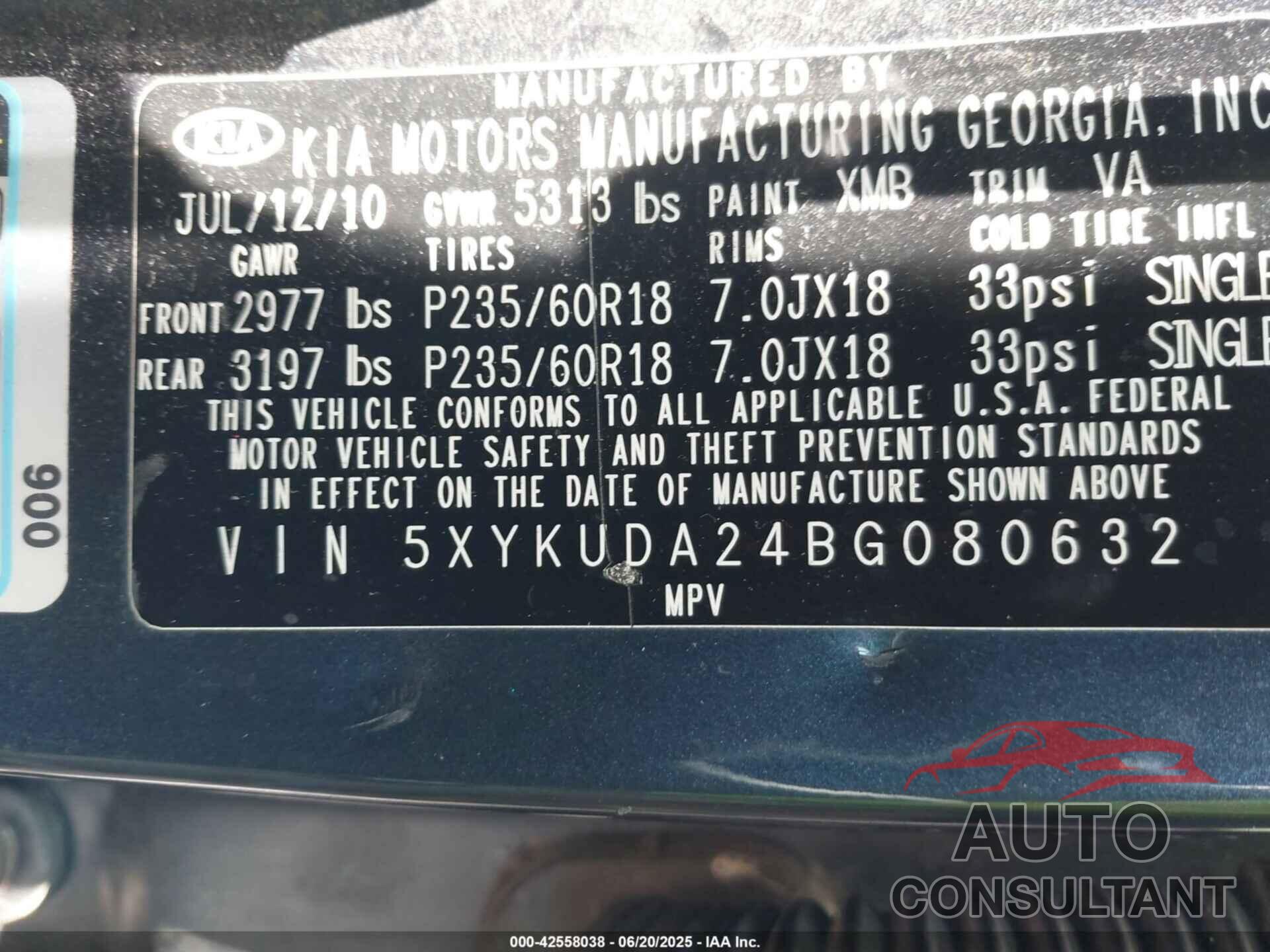 KIA SORENTO 2011 - 5XYKUDA24BG080632
