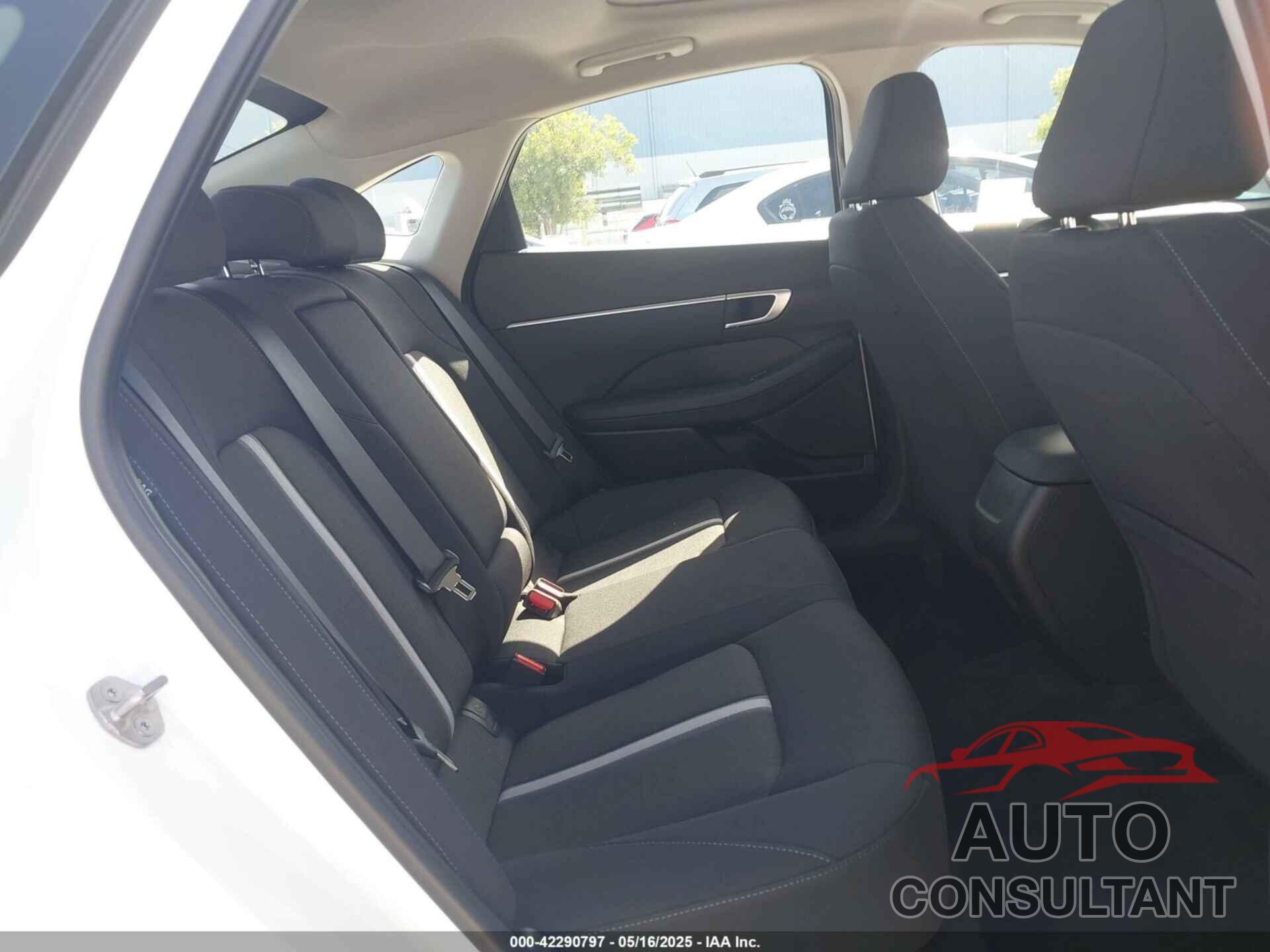 HYUNDAI SONATA 2024 - KMHL14JA6RA426688