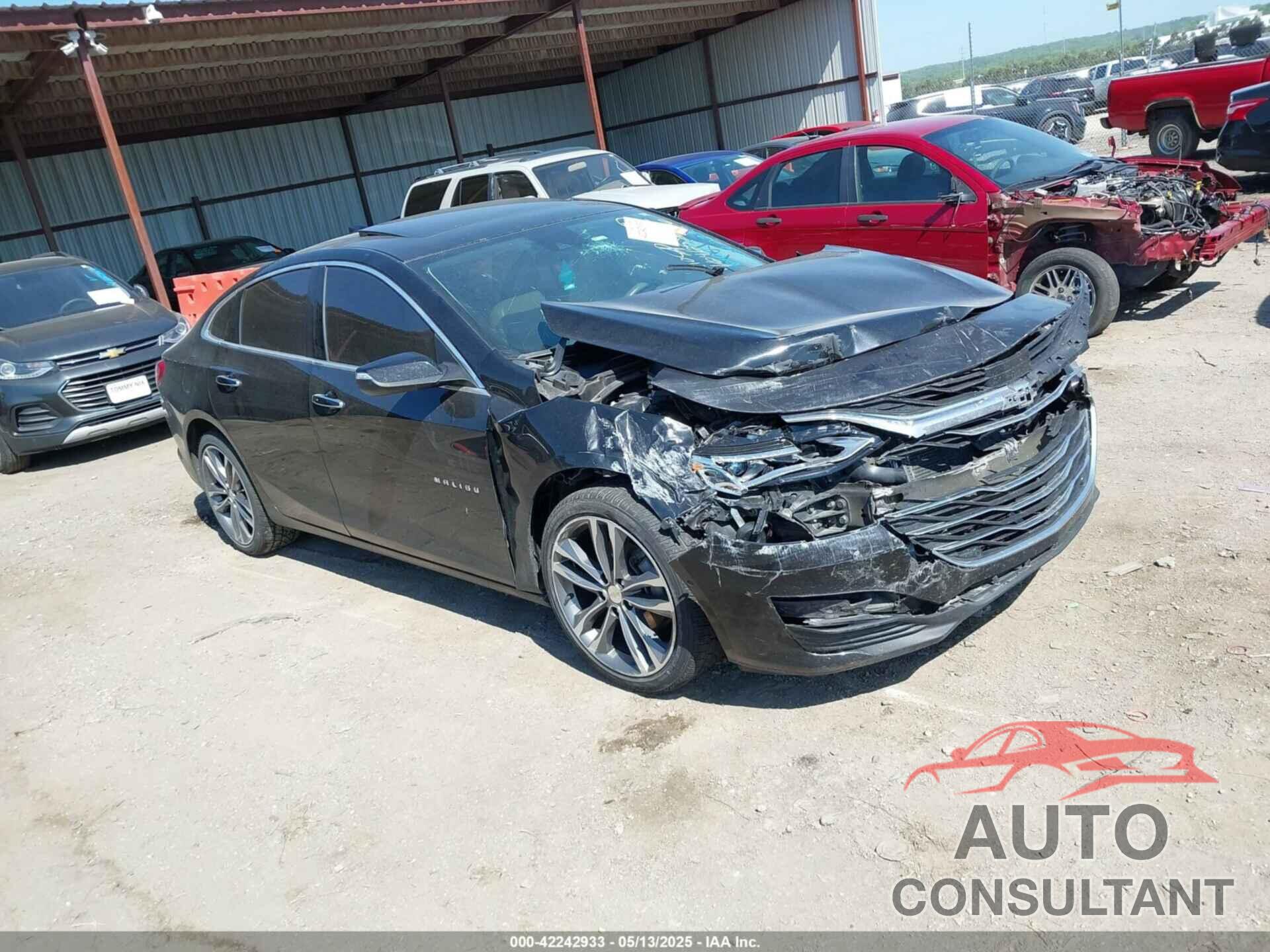 CHEVROLET MALIBU 2019 - 1G1ZE5SX8KF173743