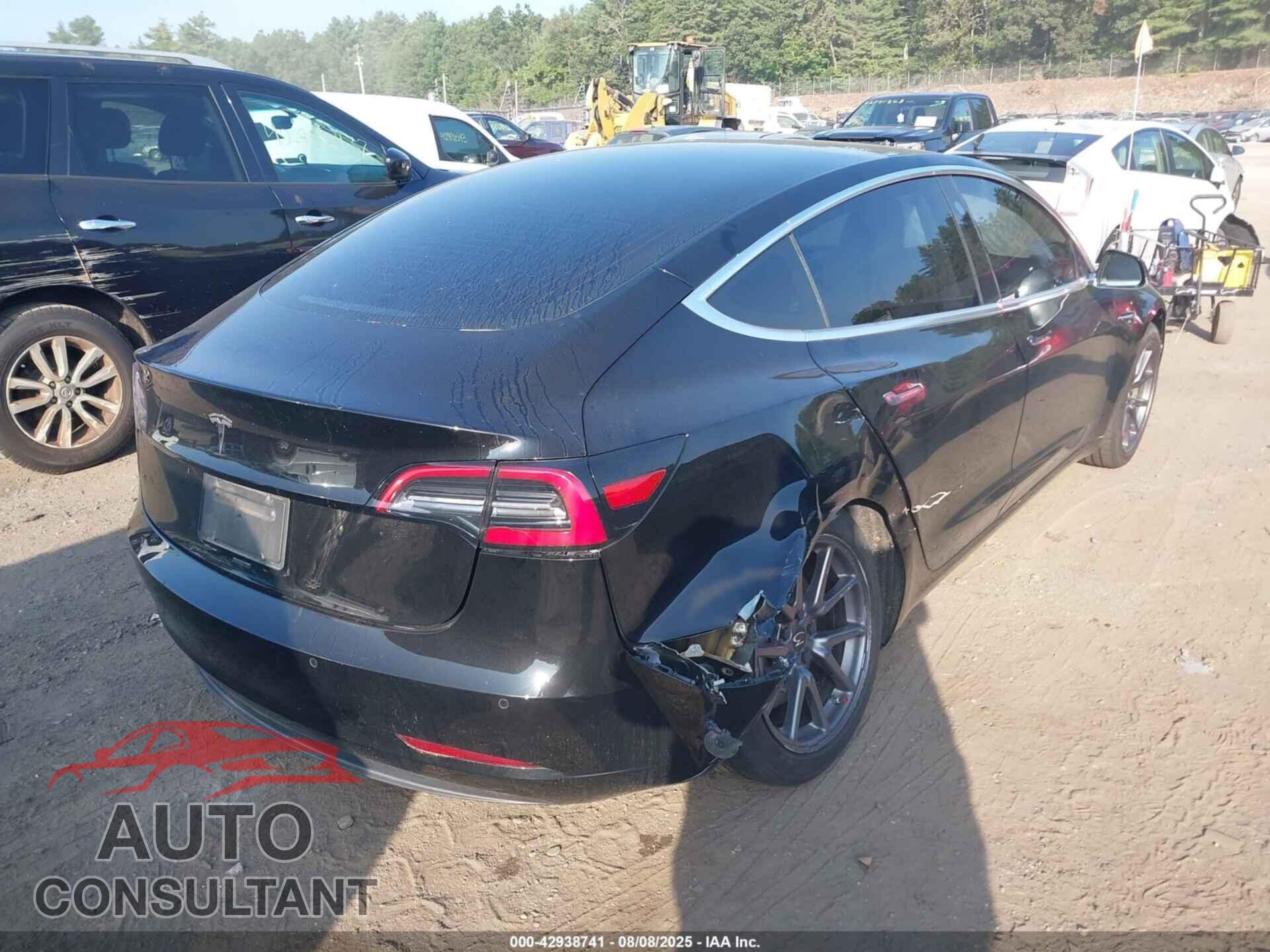 TESLA MODEL 3 2019 - 5YJ3E1EA0KF304598