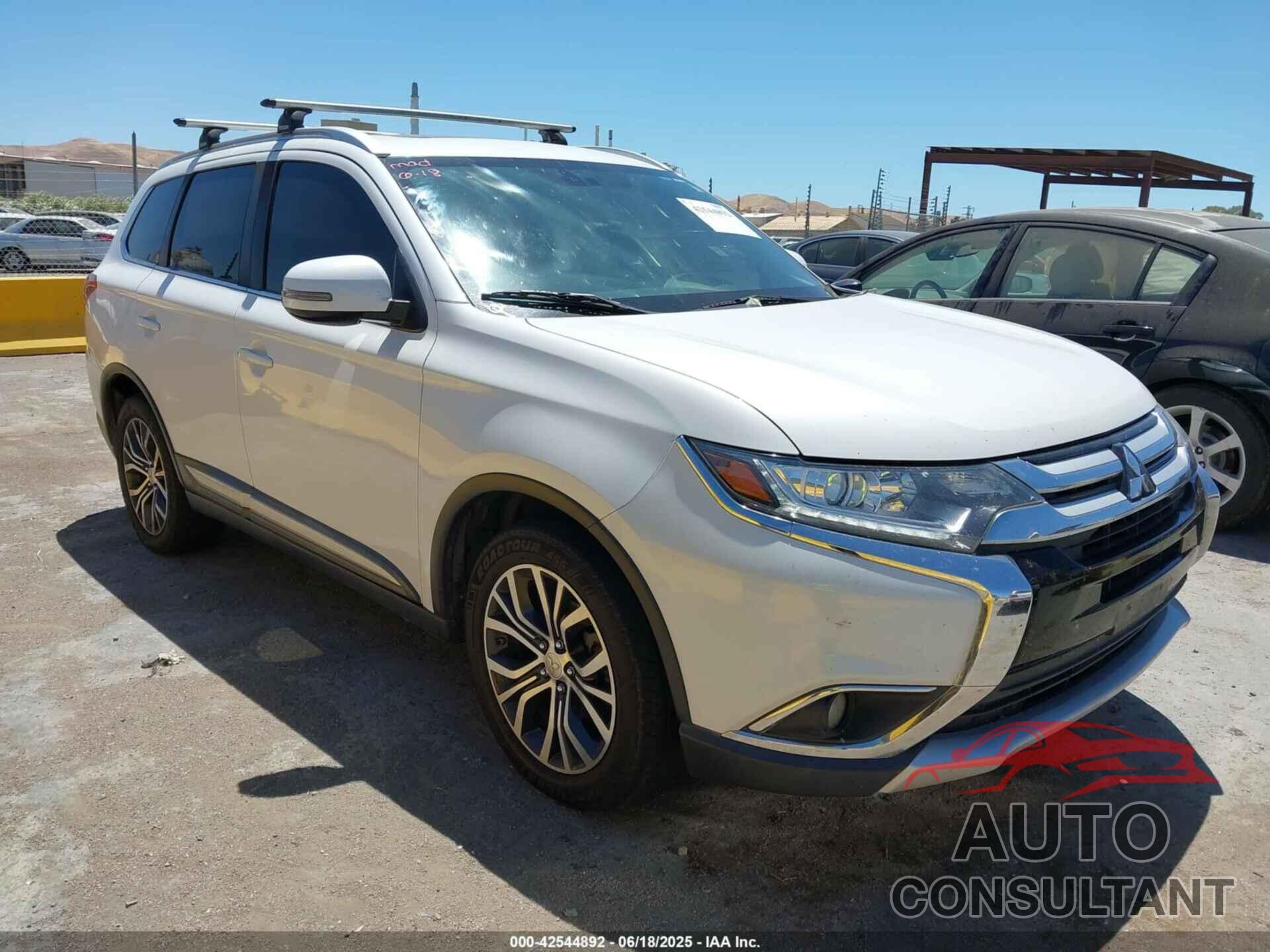 MITSUBISHI OUTLANDER 2017 - JA4AZ3A3XHZ013571