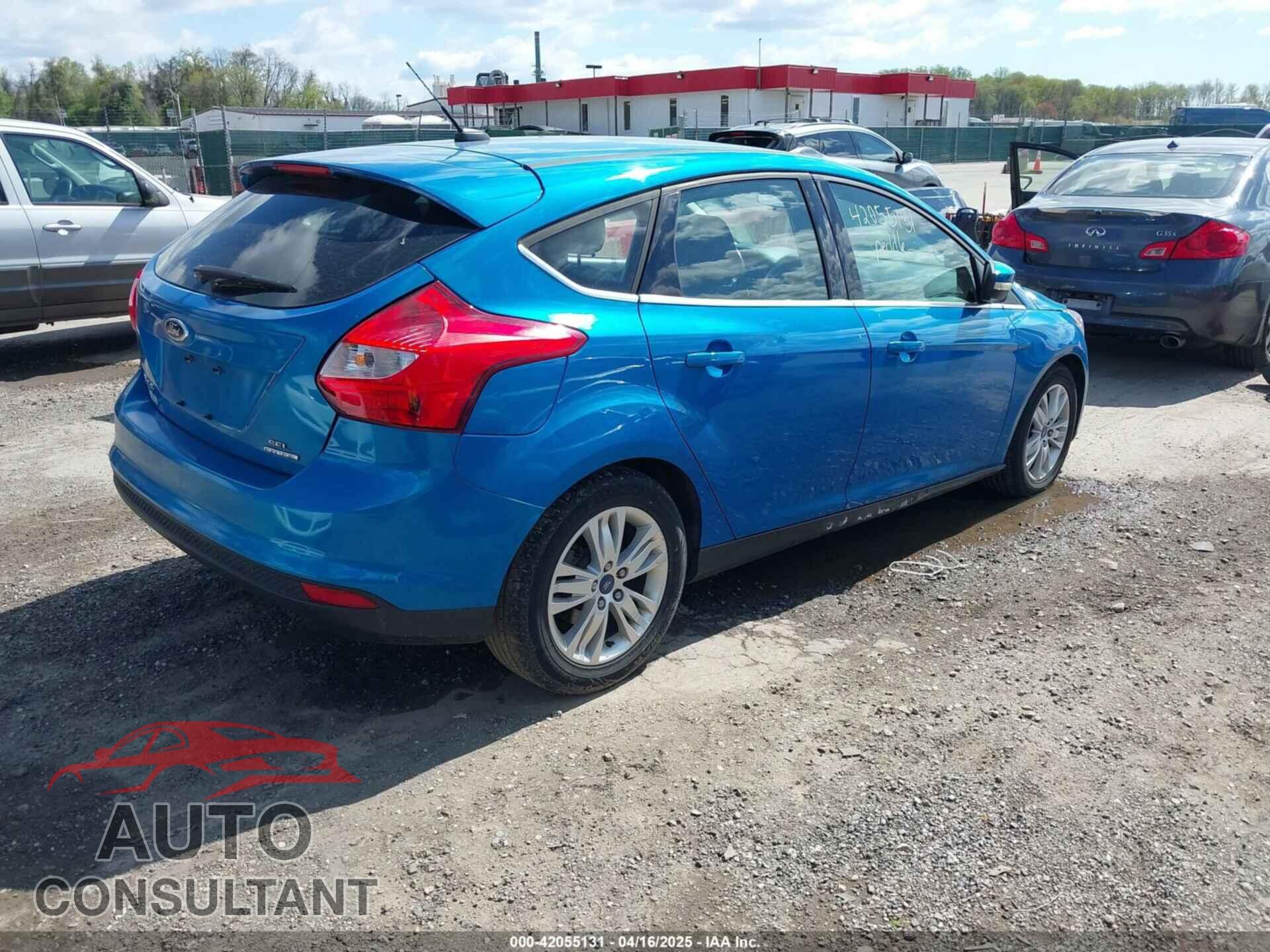 FORD FOCUS 2012 - 1FAHP3M2XCL433751
