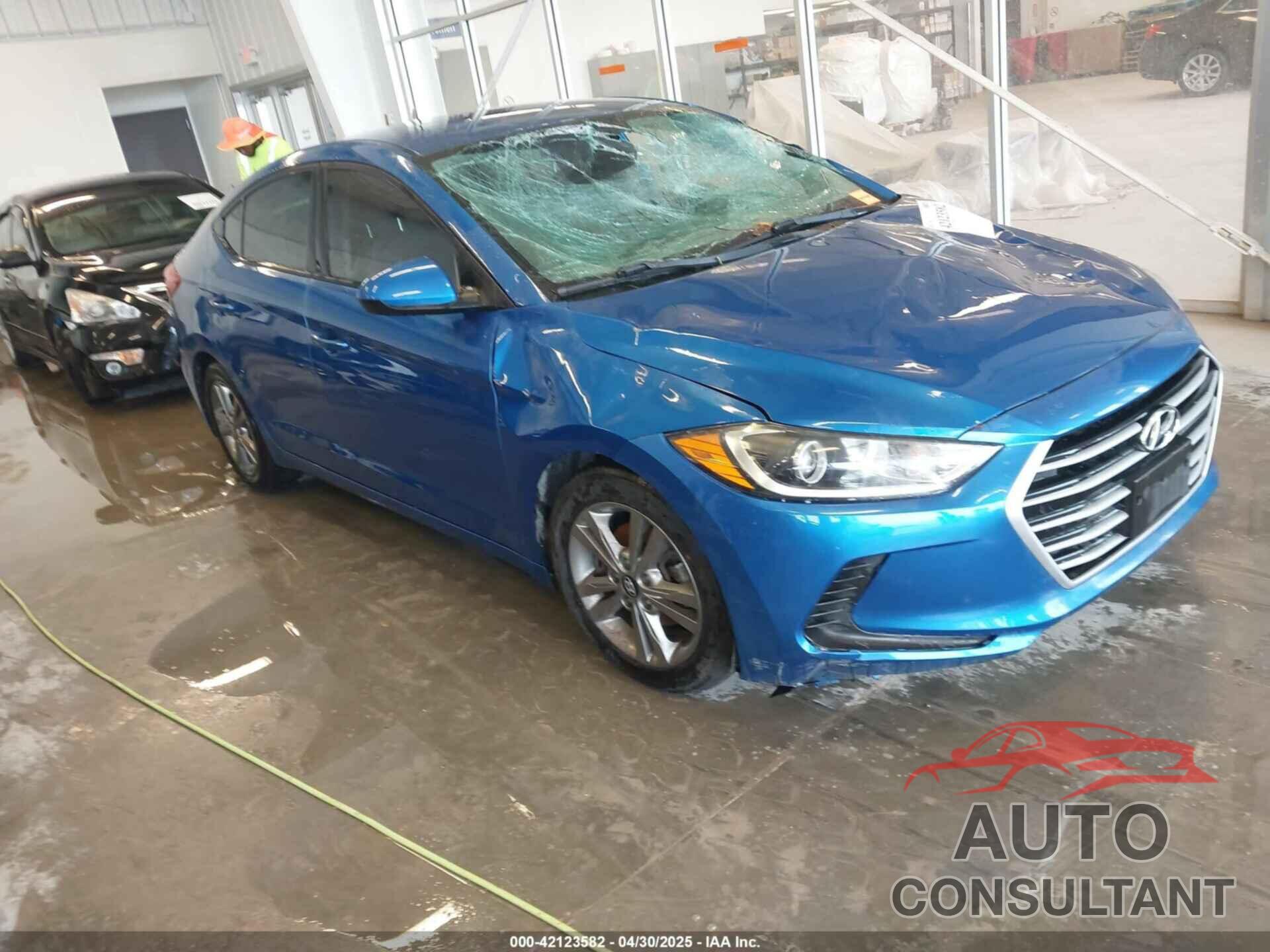 HYUNDAI ELANTRA 2018 - 5NPD84LF9JH353696