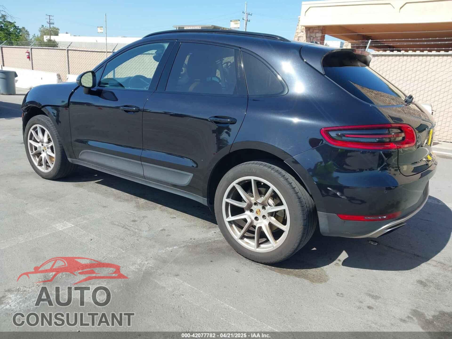 PORSCHE MACAN 2017 - WP1AA2A59HLB83303