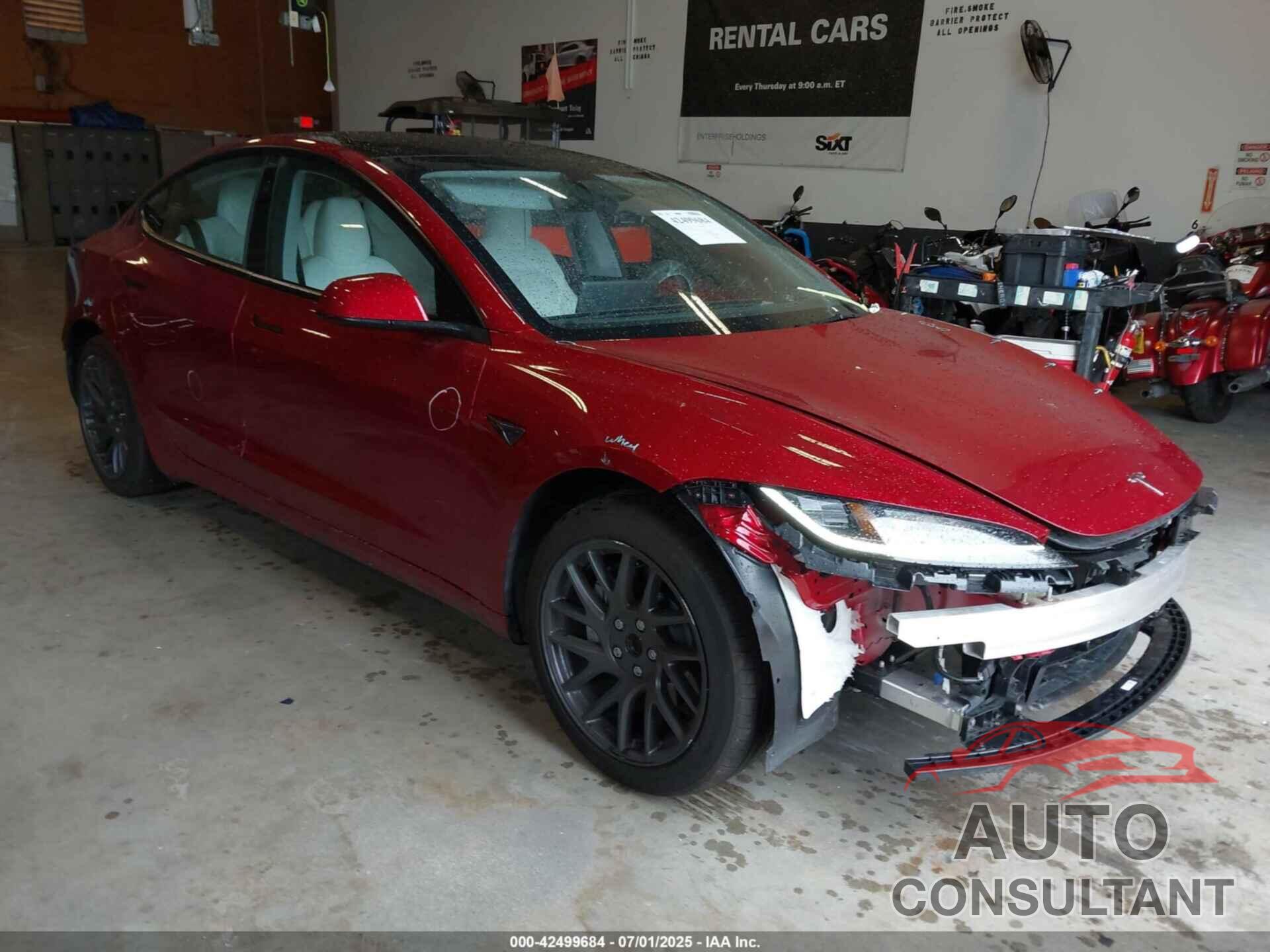 TESLA MODEL 3 2025 - 5YJ3E1EA2SF881830