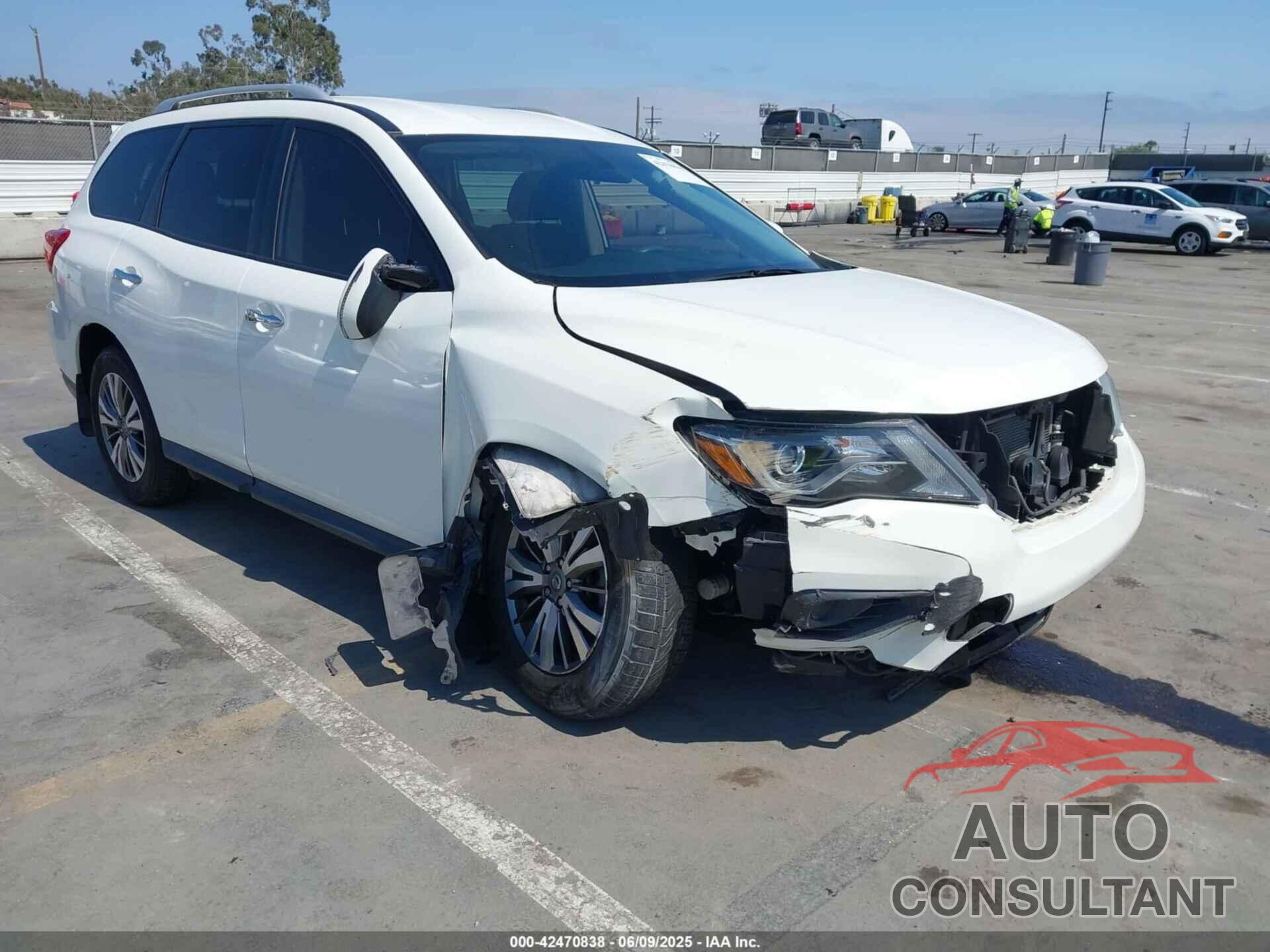 NISSAN PATHFINDER 2018 - 5N1DR2MN1JC658317