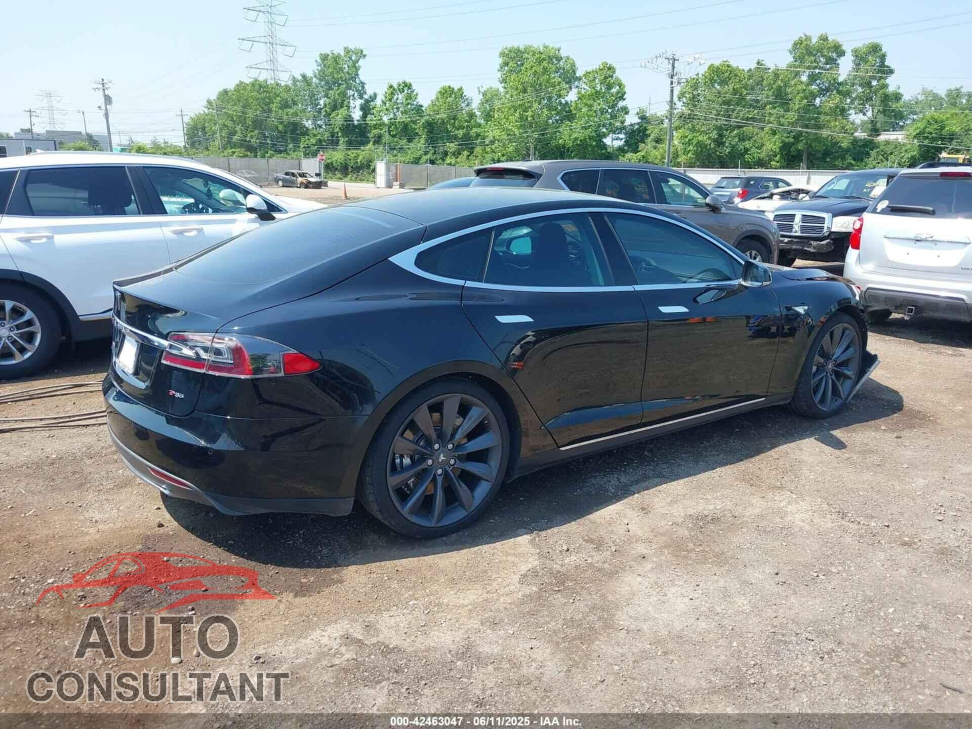 TESLA MODEL S 2013 - 5YJSA1CP5DFP25346