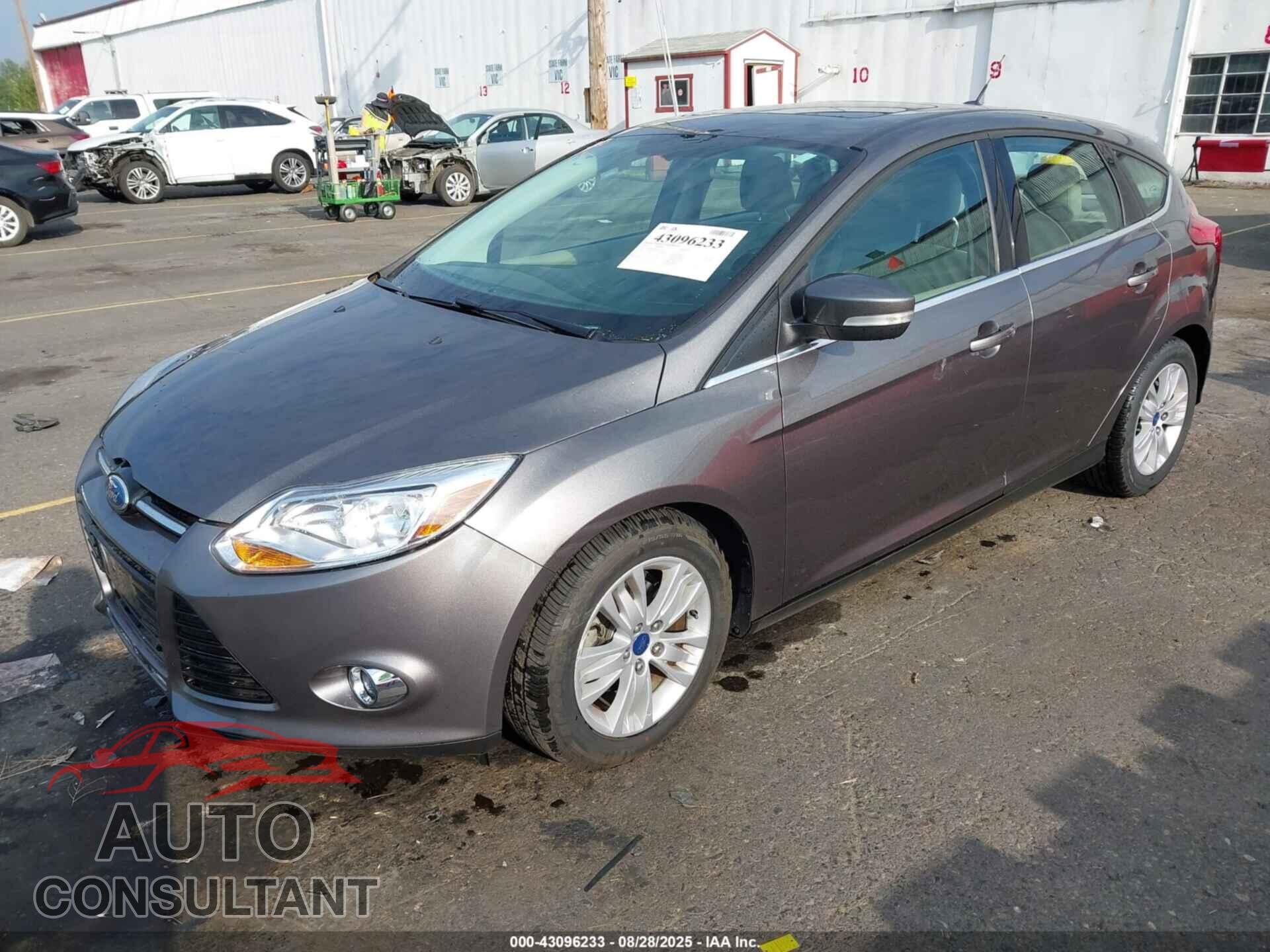FORD FOCUS 2012 - 1FAHP3M28CL302558