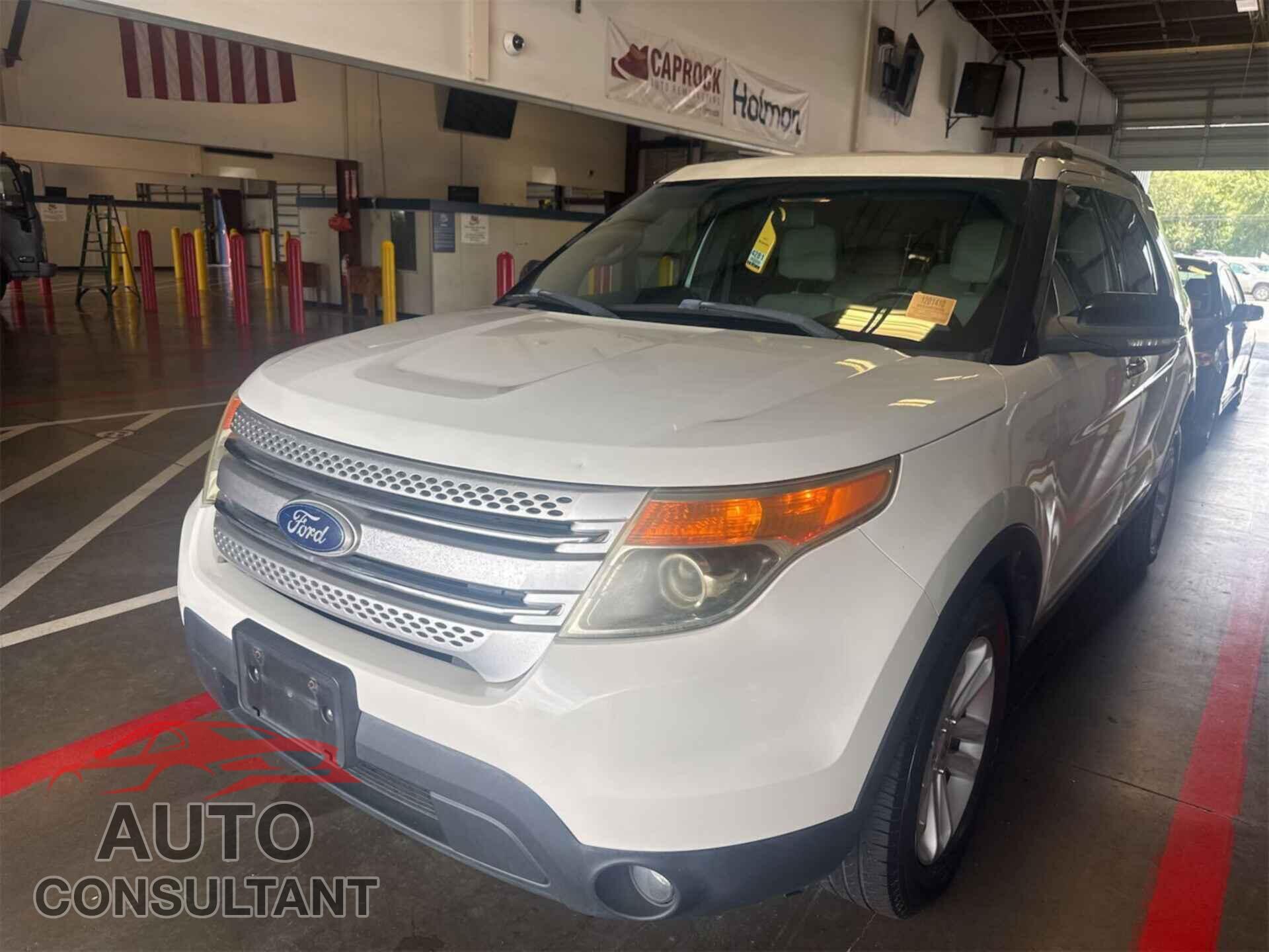 FORD EXPLORER 2011 - 1FMHK7D85BGA94095