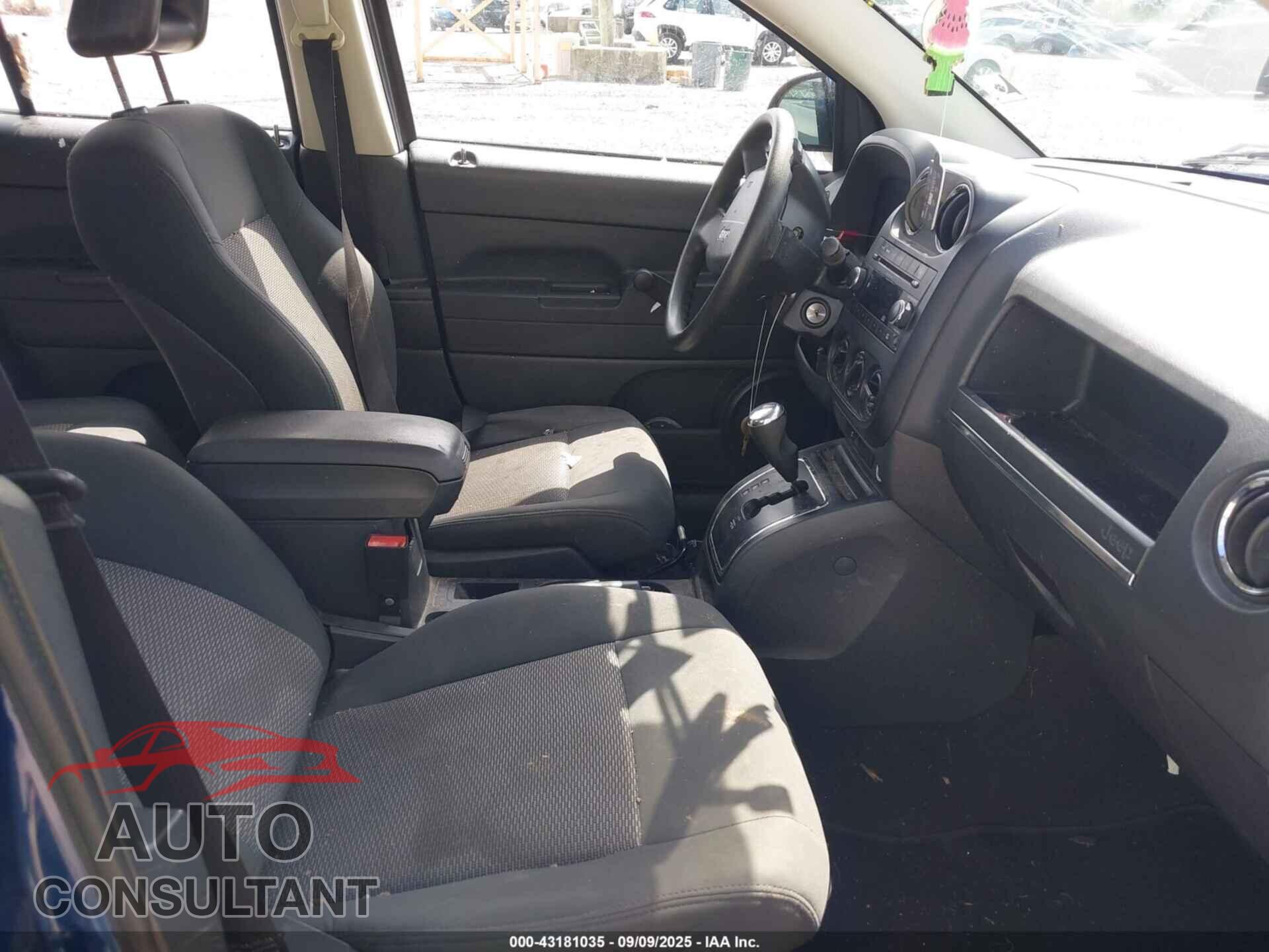 JEEP COMPASS 2009 - 1J4FT47A99D228506