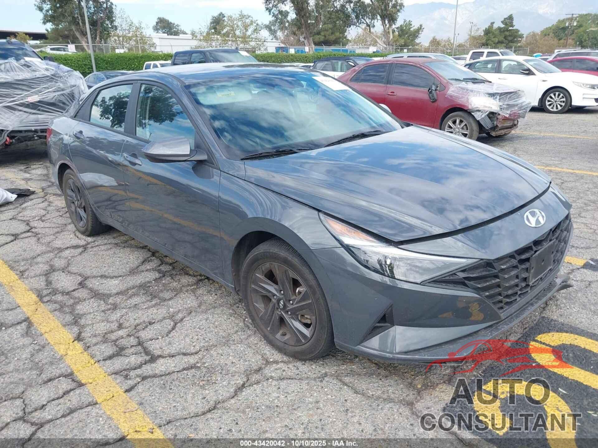 HYUNDAI ELANTRA 2023 - KMHLM4AG1PU600528