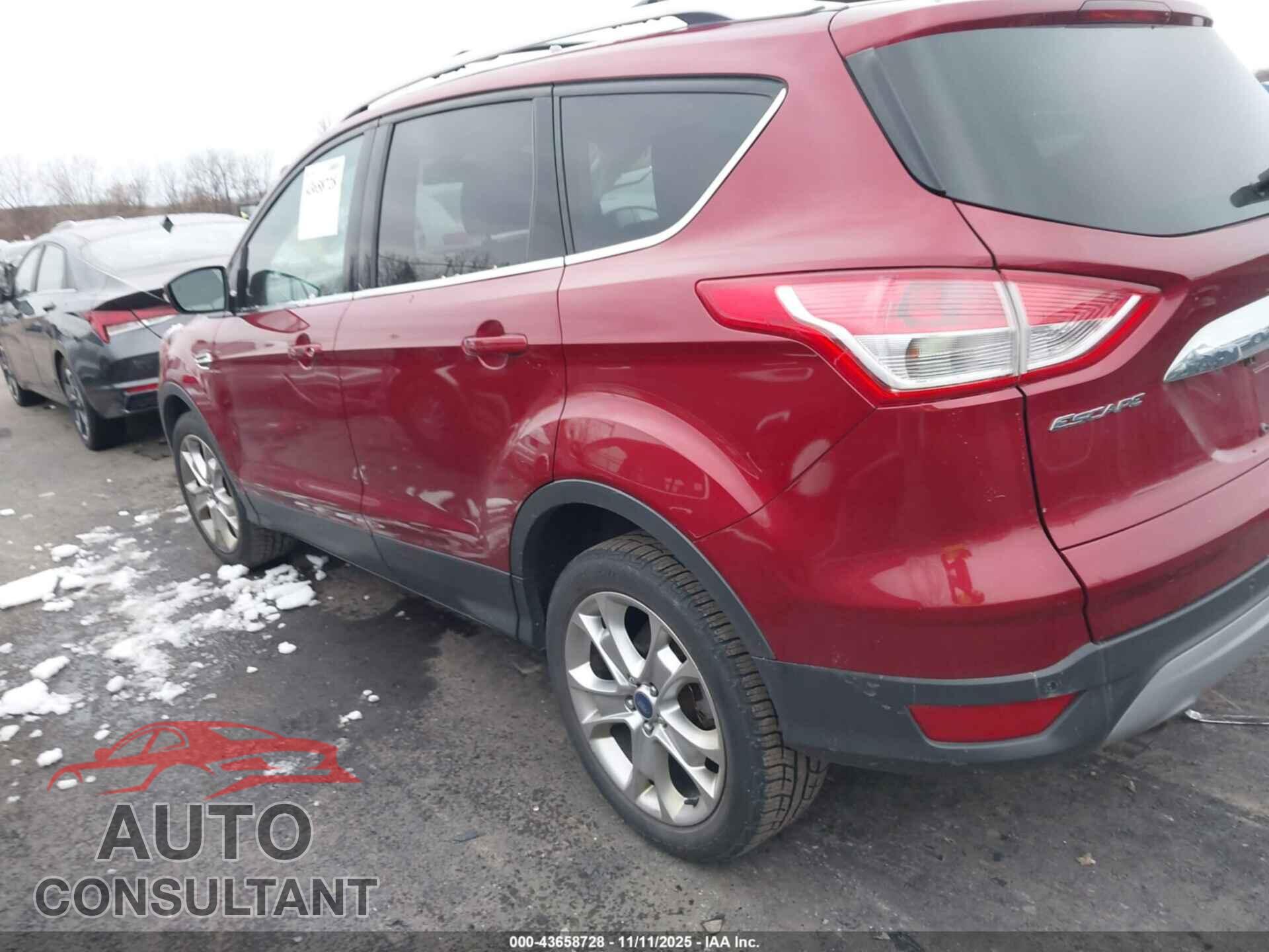 FORD ESCAPE 2014 - 1FMCU0J95EUA44652