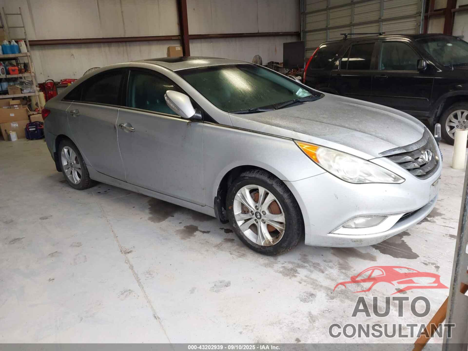 HYUNDAI SONATA 2011 - 5NPEC4AB3BH306698