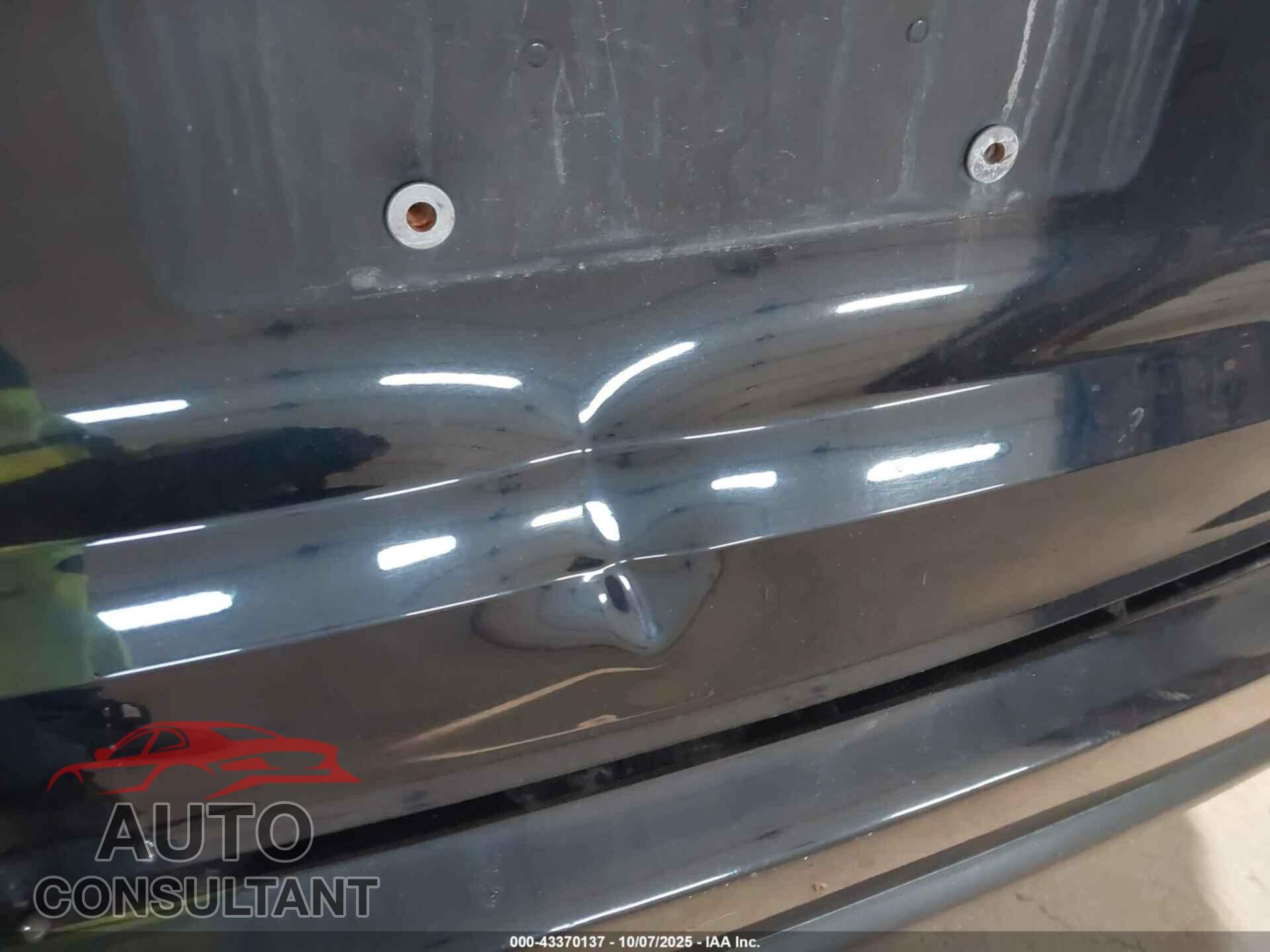 PORSCHE CAYENNE 2016 - WP1AA2A28GLA10652