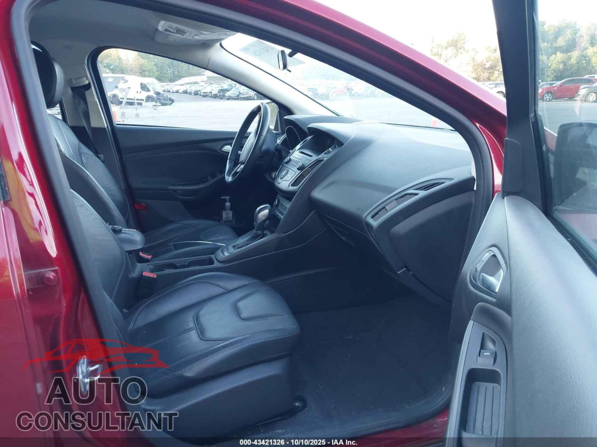 FORD FOCUS 2016 - 1FADP3F20GL205890