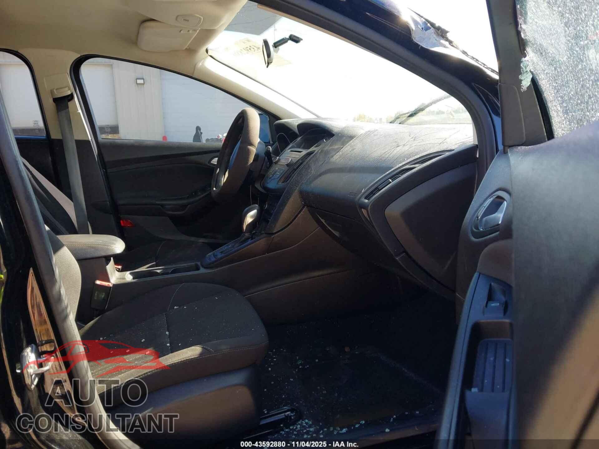 FORD FOCUS 2017 - 1FADP3K23HL249230