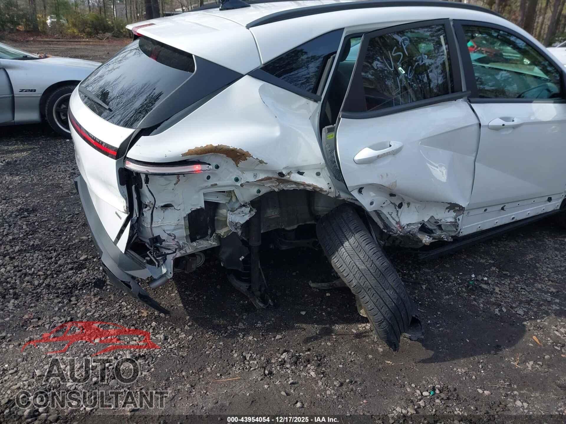 HYUNDAI KONA 2024 - KM8HBCAB3RU106961