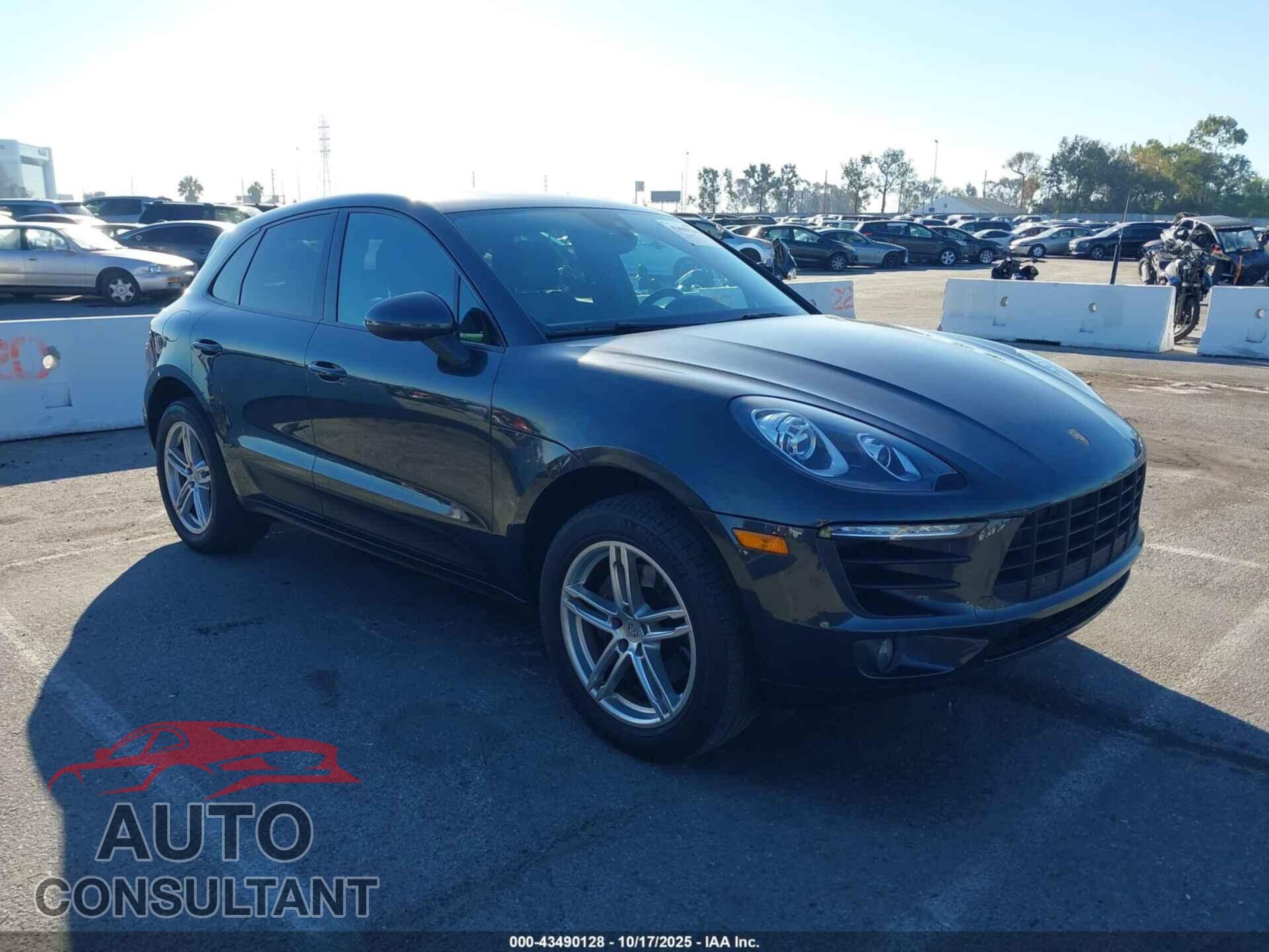 PORSCHE MACAN 2017 - WP1AA2A56HLB08834