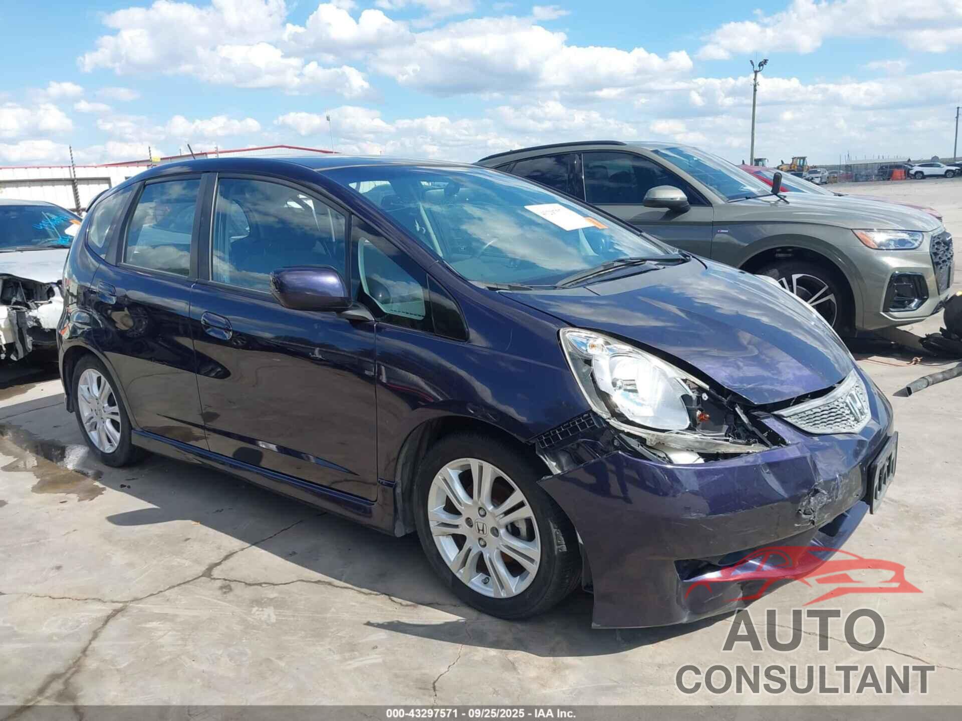 HONDA FIT 2010 - JHMGE8H43AC012776