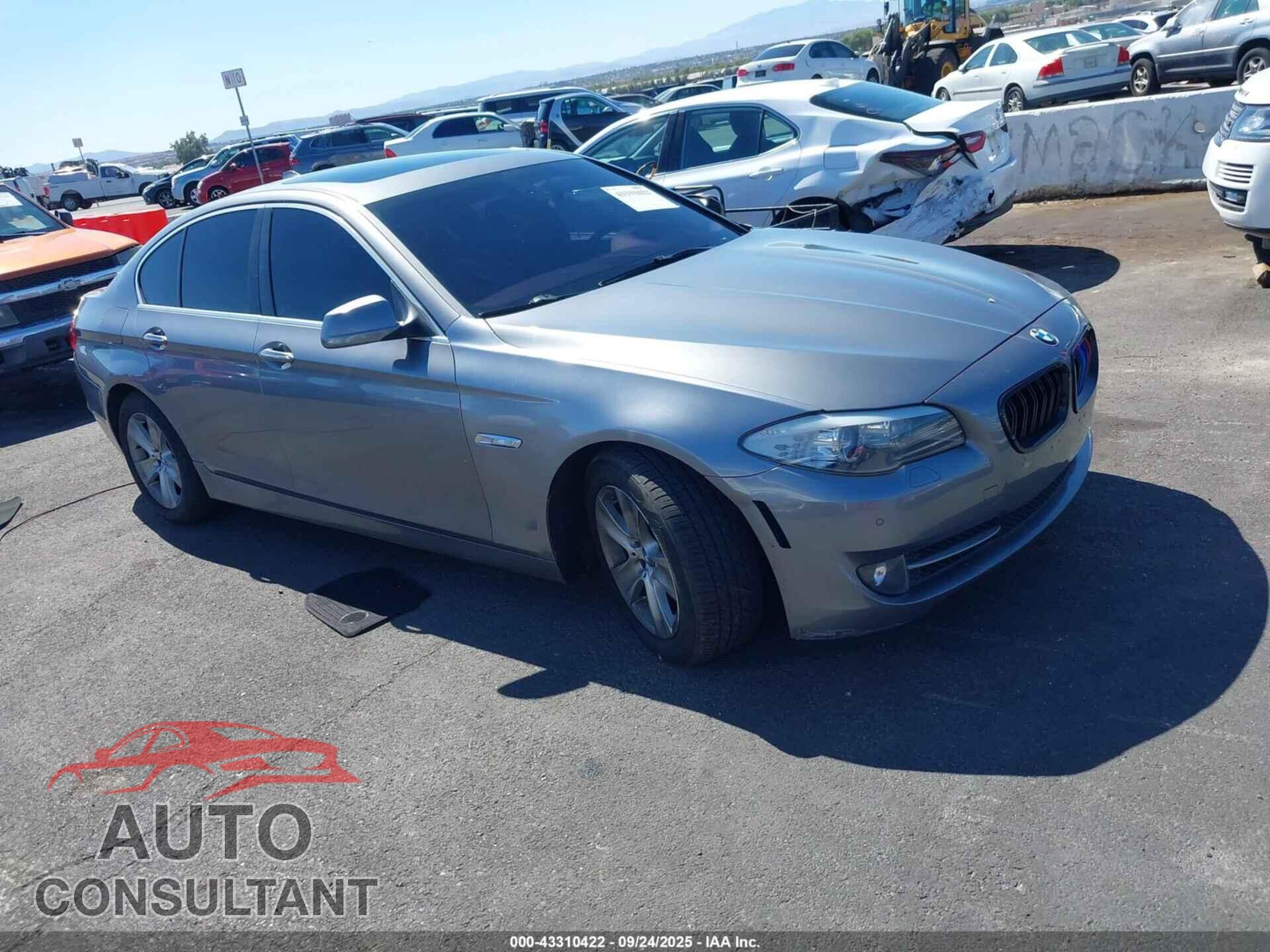 BMW 528I 2012 - WBAXG5C58CDX05248