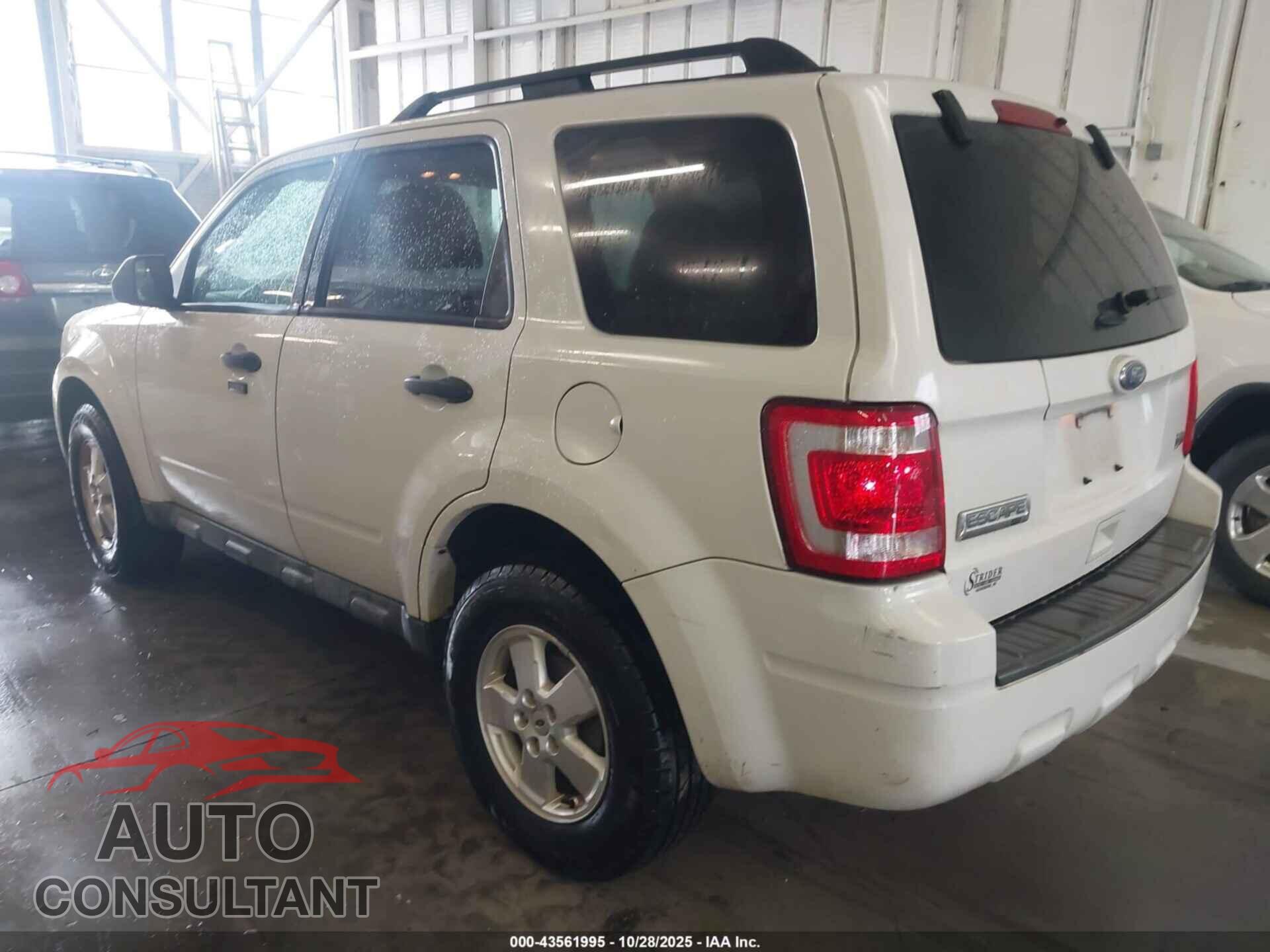 FORD ESCAPE 2011 - 1FMCU0DG9BKC39977