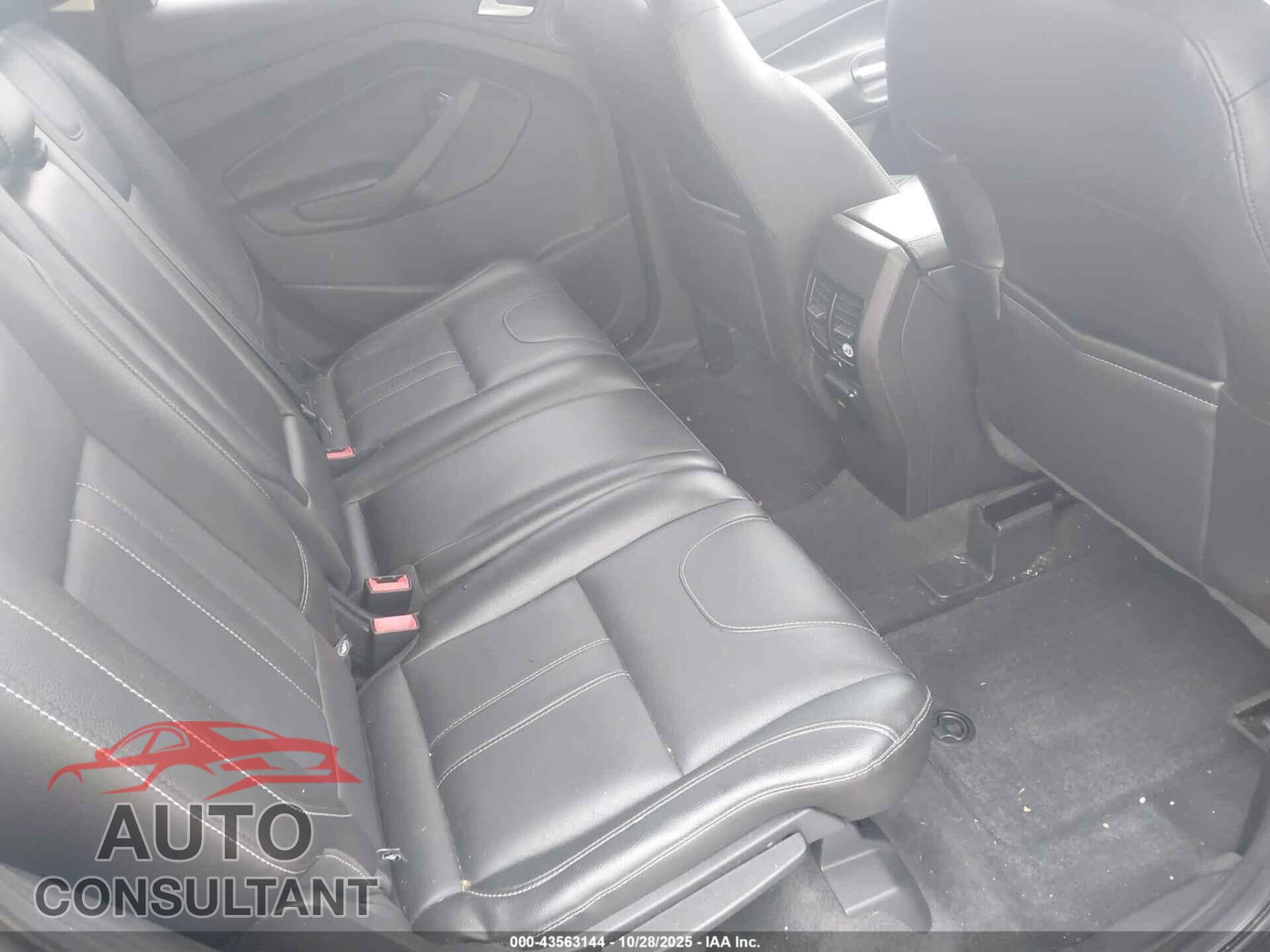 FORD ESCAPE 2013 - 1FMCU9J90DUB61316