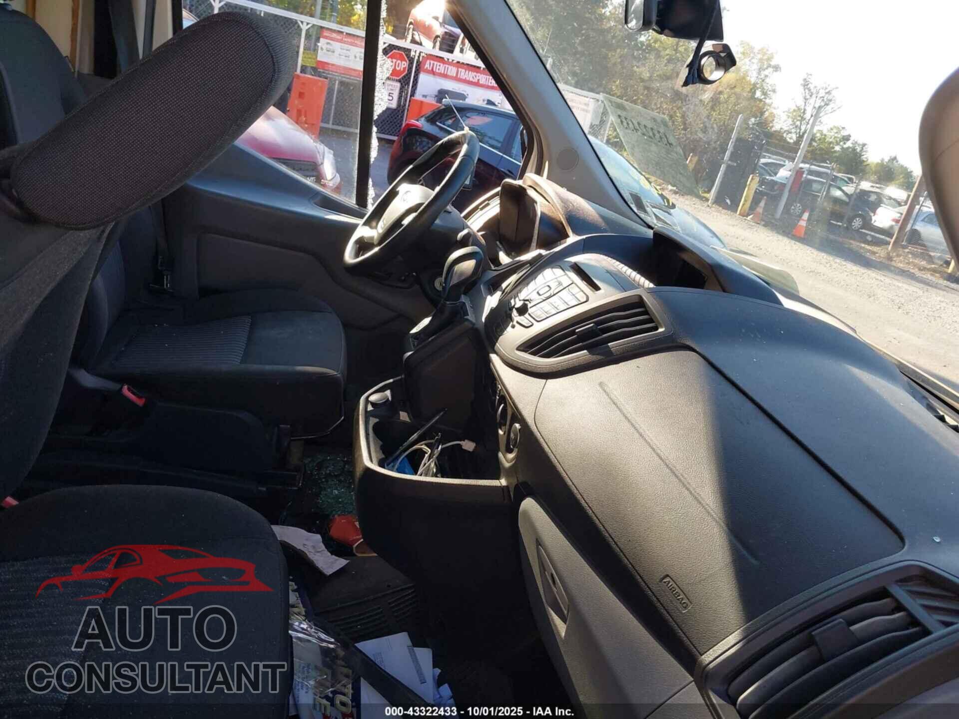 FORD TRANSIT-250 2018 - 1FTYR2CM4JKA71467