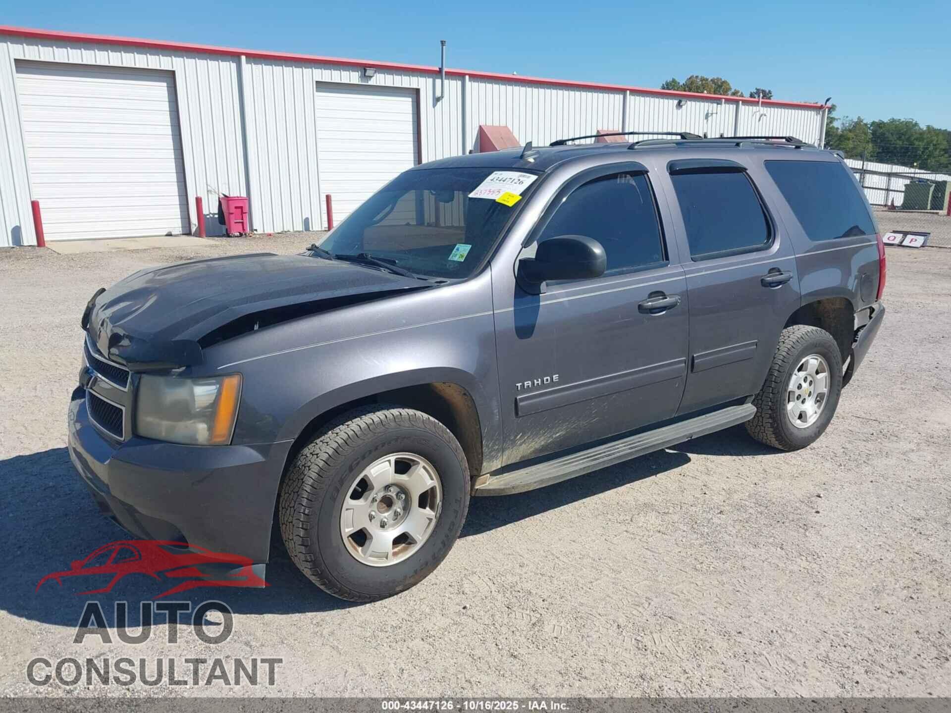 CHEVROLET TAHOE 2011 - 1GNSCAE03BR165321