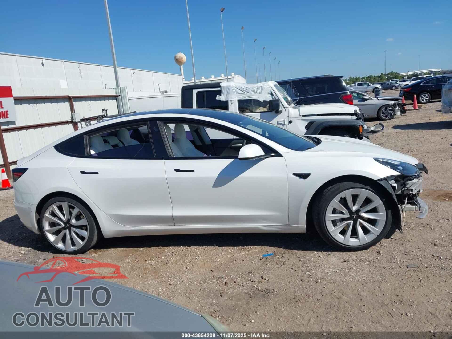 TESLA MODEL 3 2021 - 5YJ3E1EA4MF032060