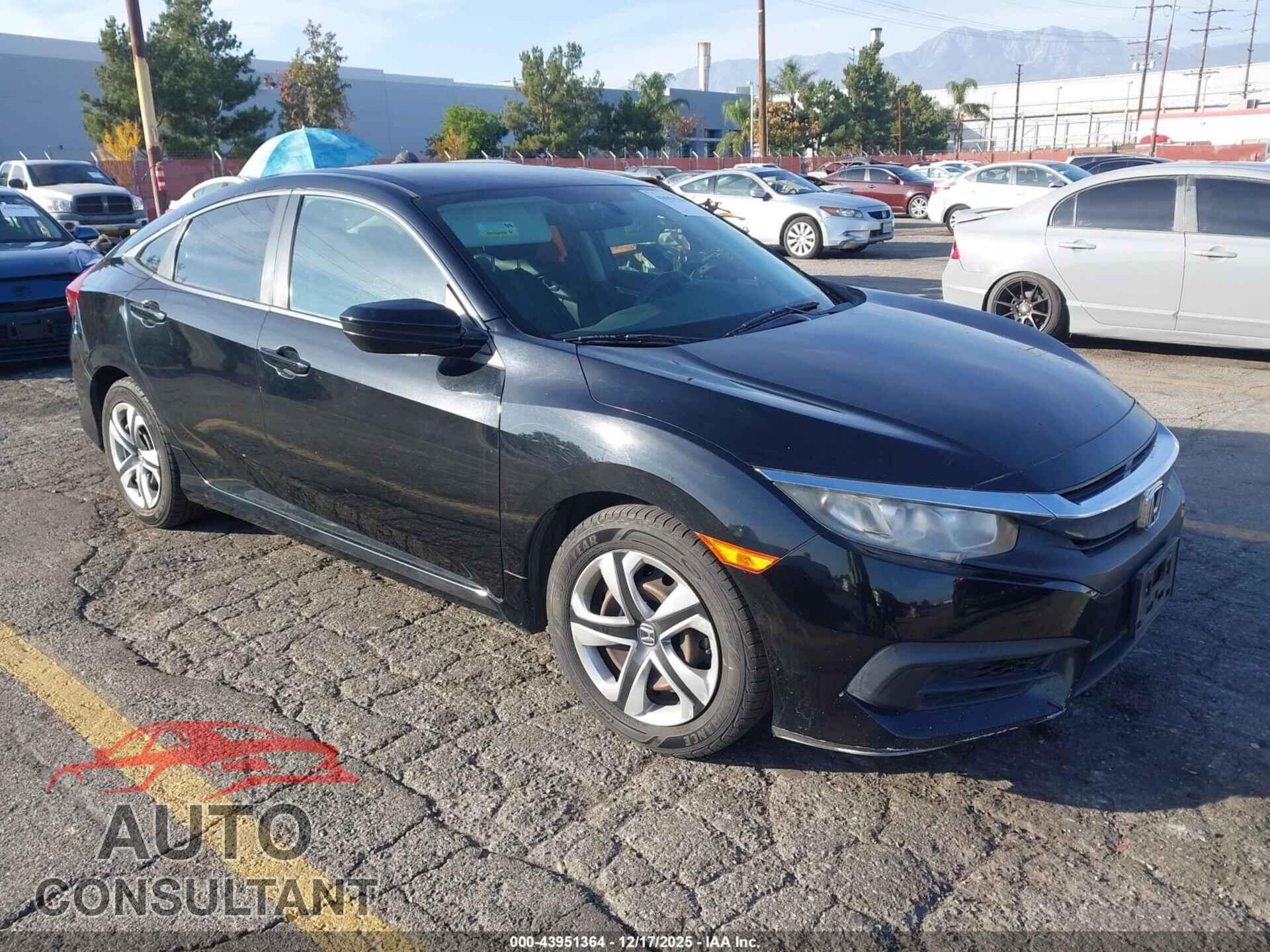 HONDA CIVIC 2017 - 2HGFC2F58HH514705
