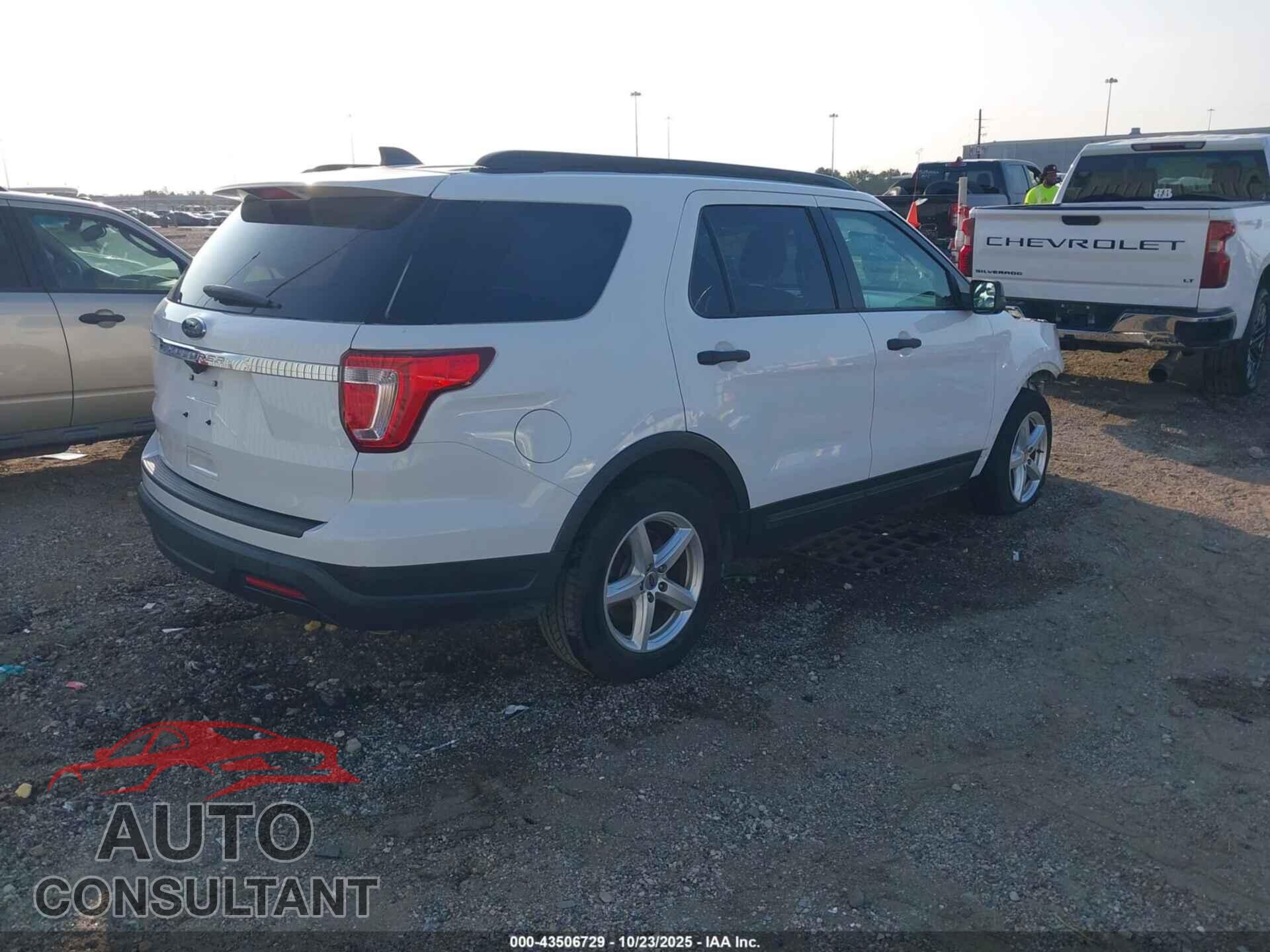 FORD EXPLORER 2018 - 1FM5K7B81JGA57081