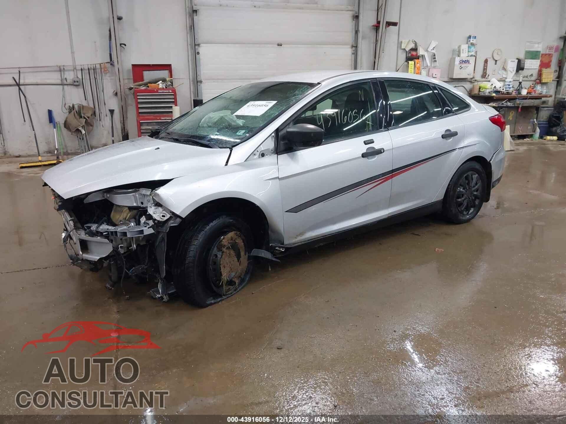 FORD FOCUS 2016 - 1FADP3E2XGL211519