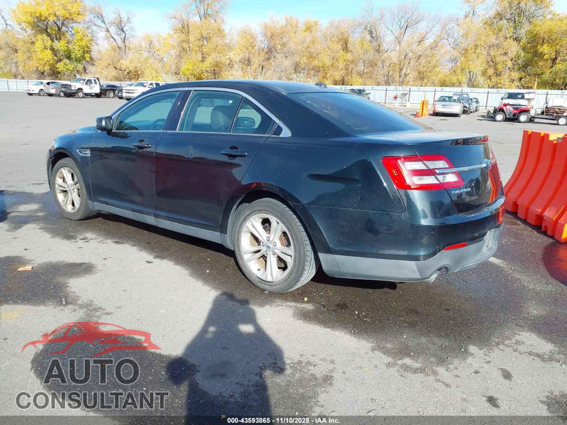 FORD TAURUS 2014 - 1FAHP2E83EG104527