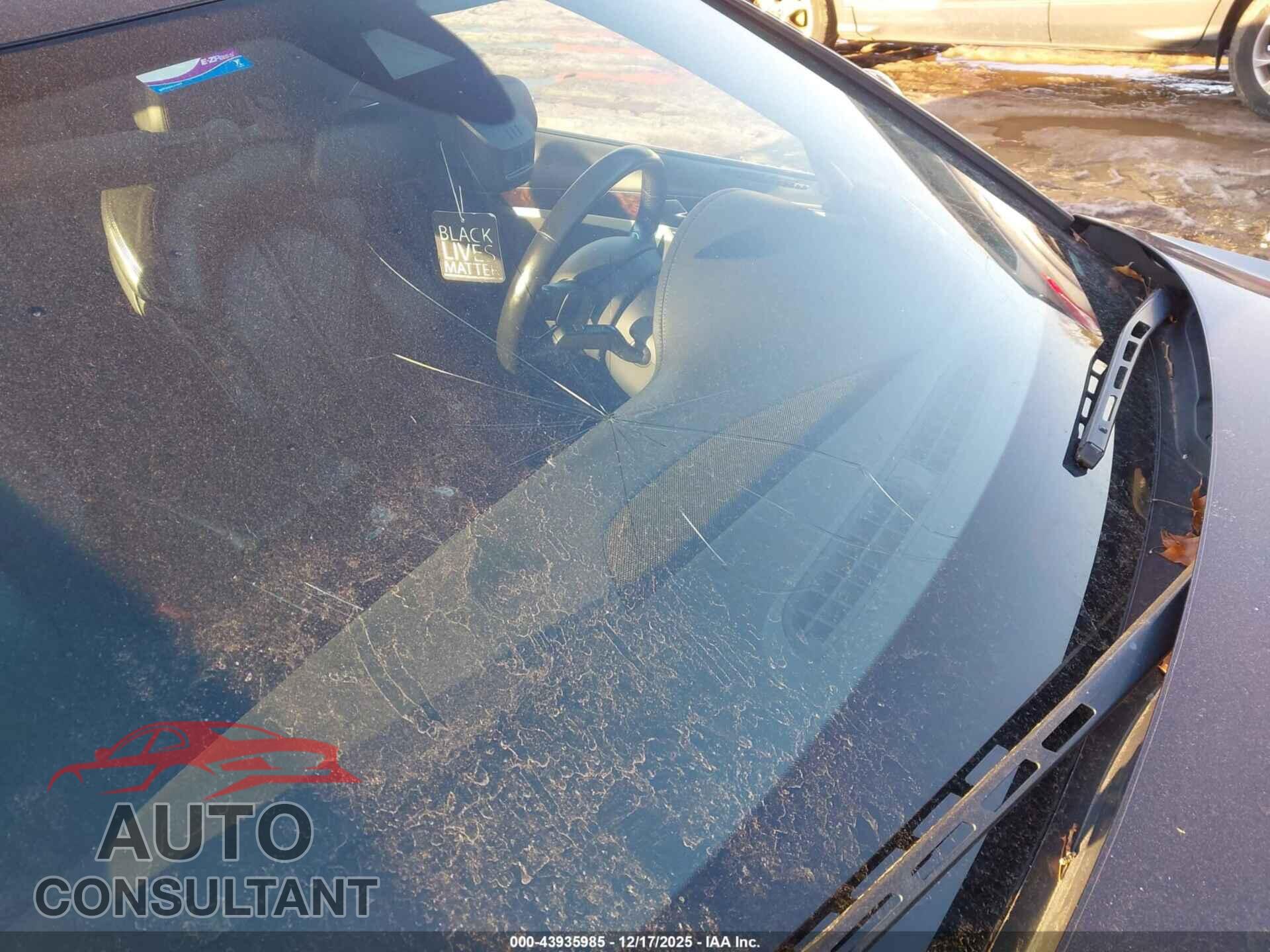 AUDI A8 2013 - WAUAGAFD8DN012130