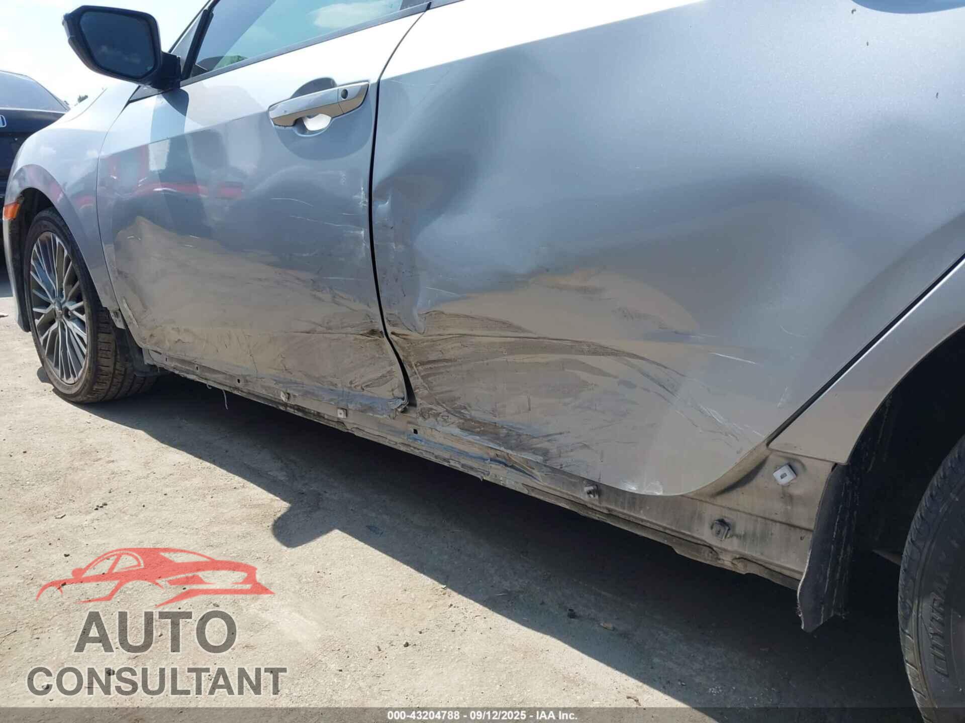 HONDA CIVIC 2017 - 2HGFC2F54HH511008
