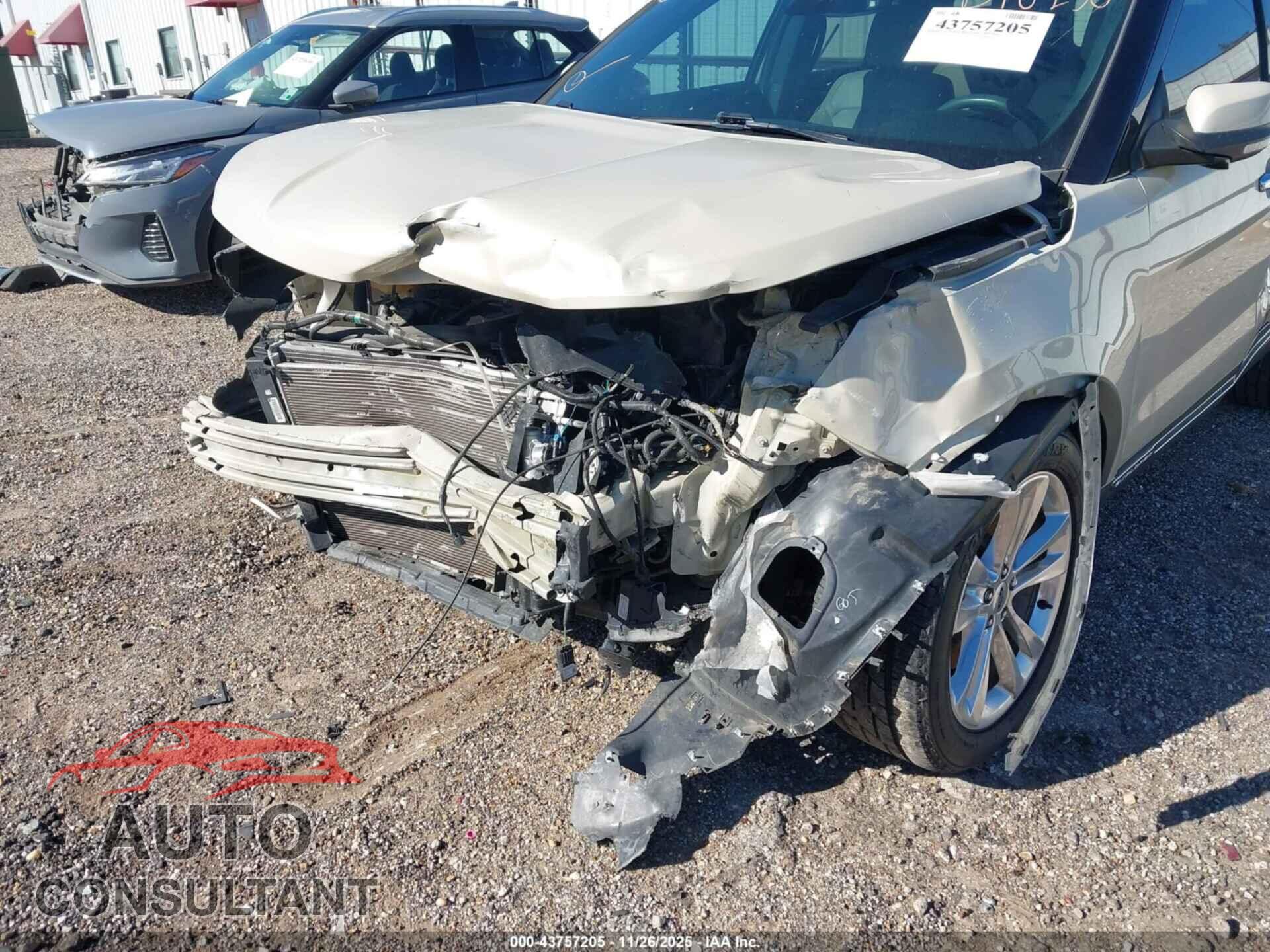 FORD EXPLORER 2018 - 1FM5K7F87JGB78238