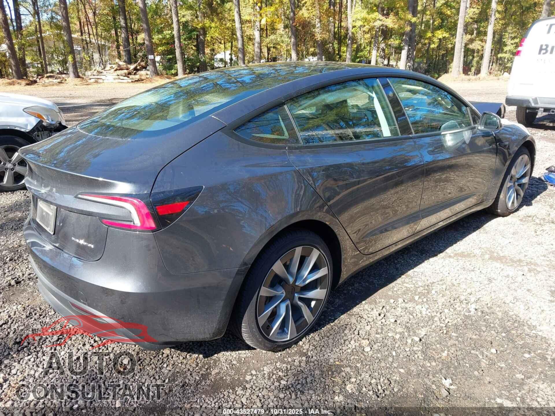 TESLA MODEL 3 2025 - 5YJ3E1EB3SF936083