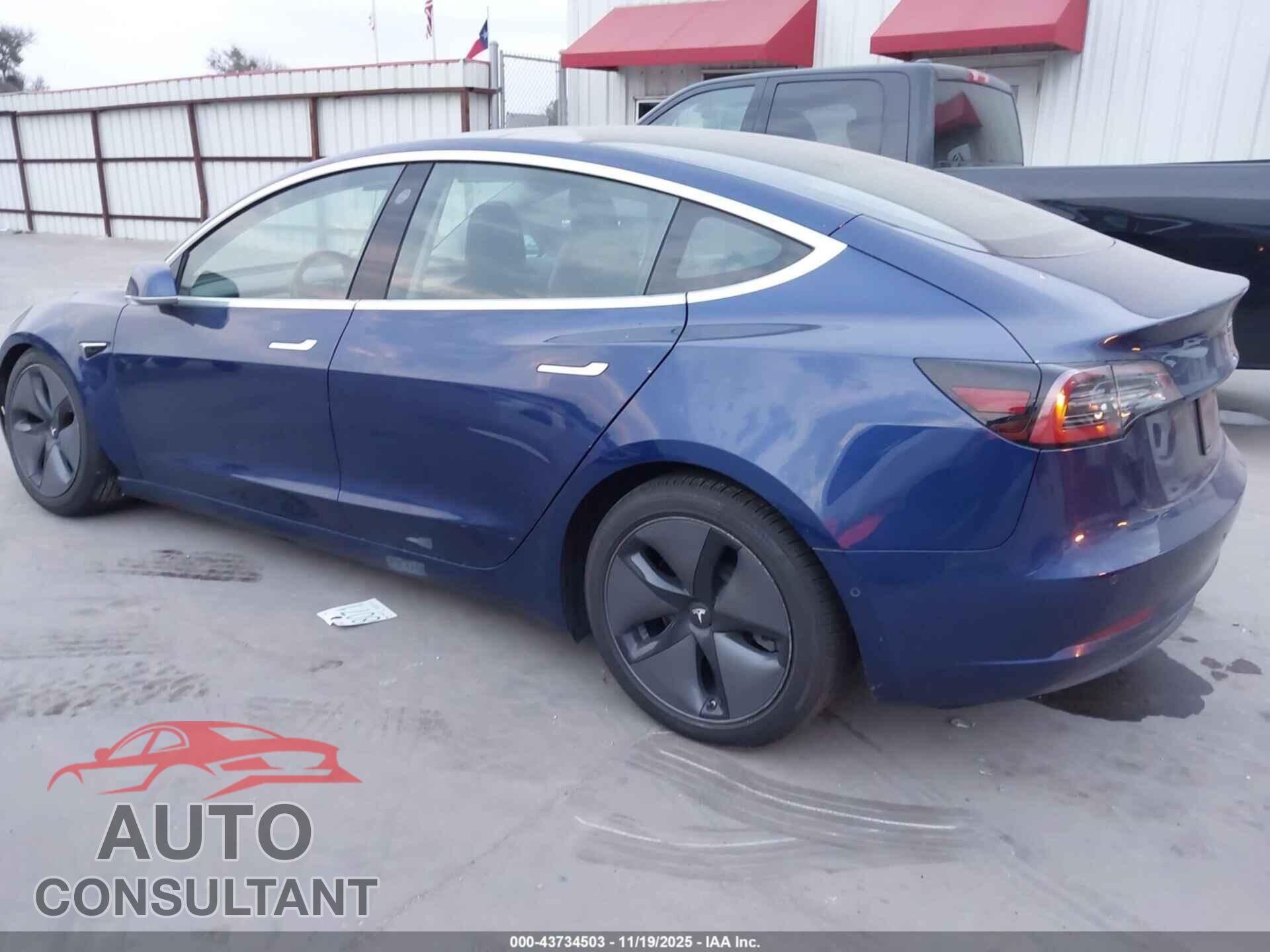 TESLA MODEL 3 2019 - 5YJ3E1EA3KF309178