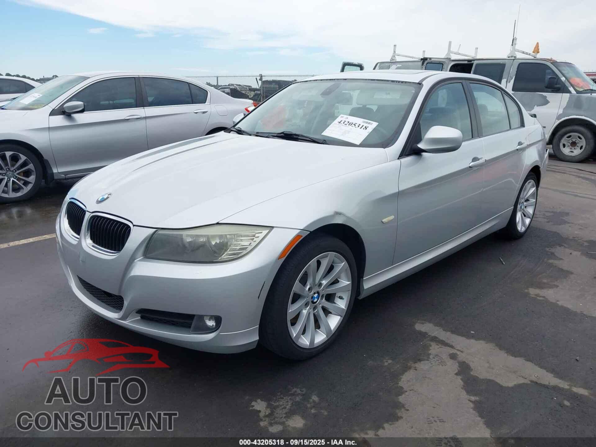 BMW 328I 2011 - WBAPH7C53BE679384