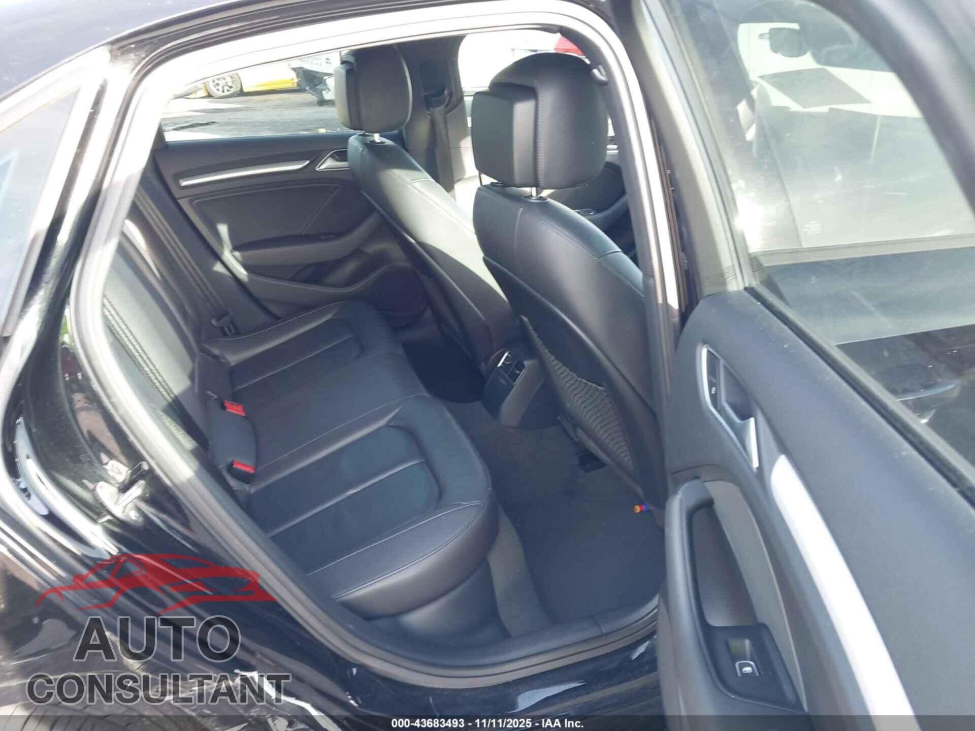 AUDI A3 2017 - WAUAUGFF2H1052584