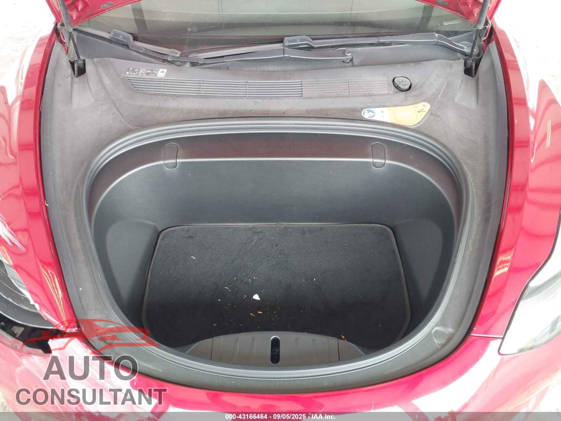 TESLA MODEL 3 2018 - 5YJ3E1EA5JF019247