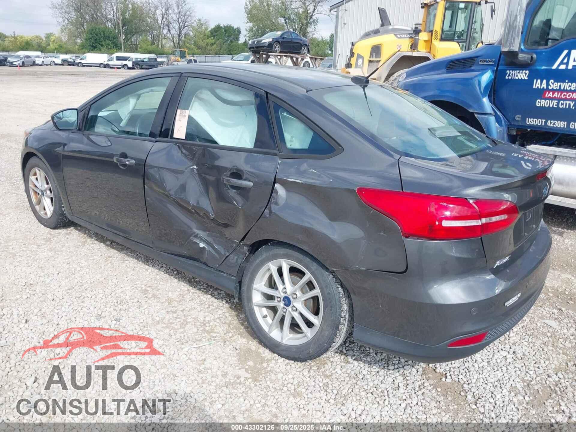 FORD FOCUS 2016 - 1FADP3F27GL288539