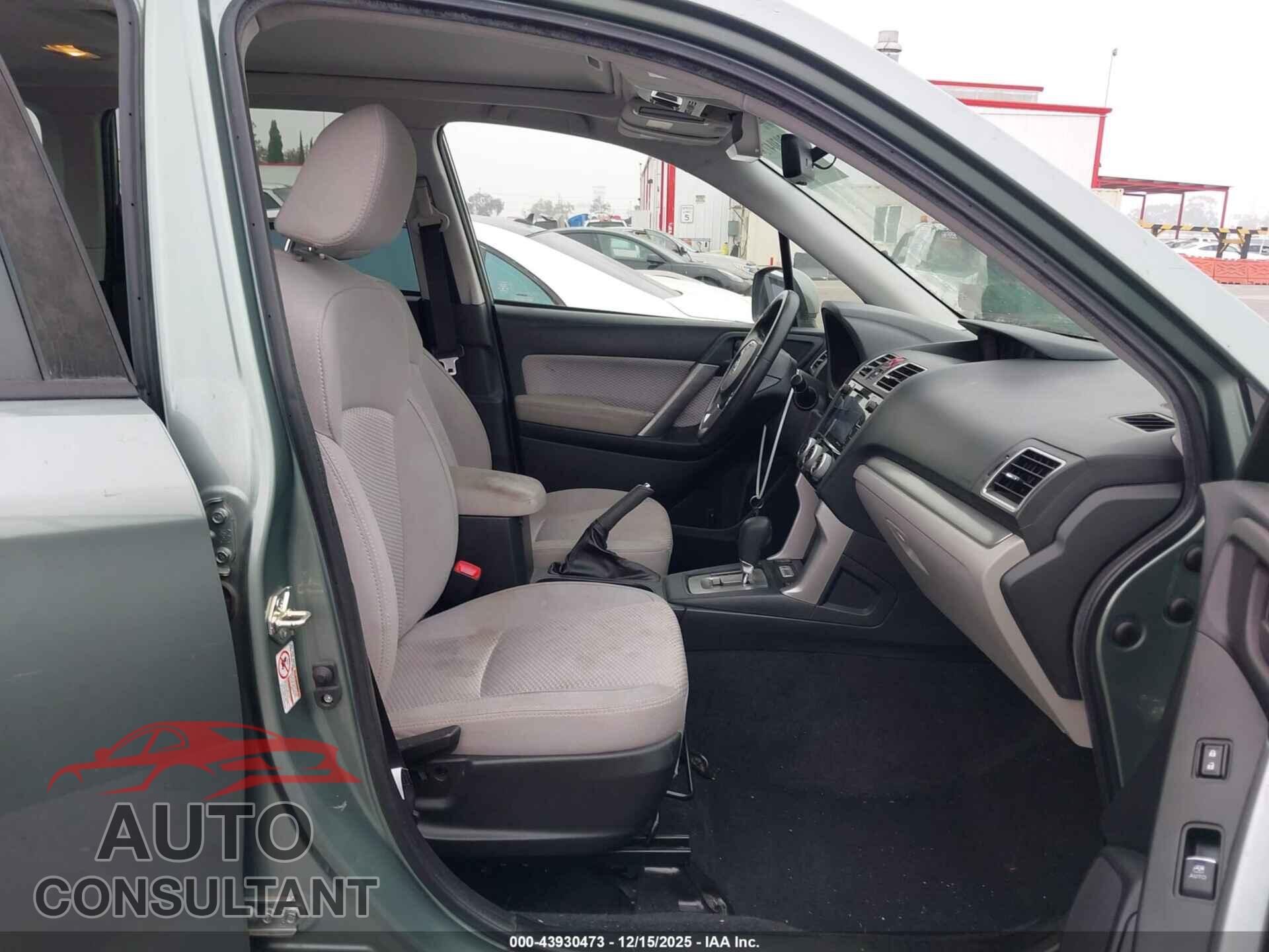SUBARU FORESTER 2017 - JF2SJAEC6HH551675